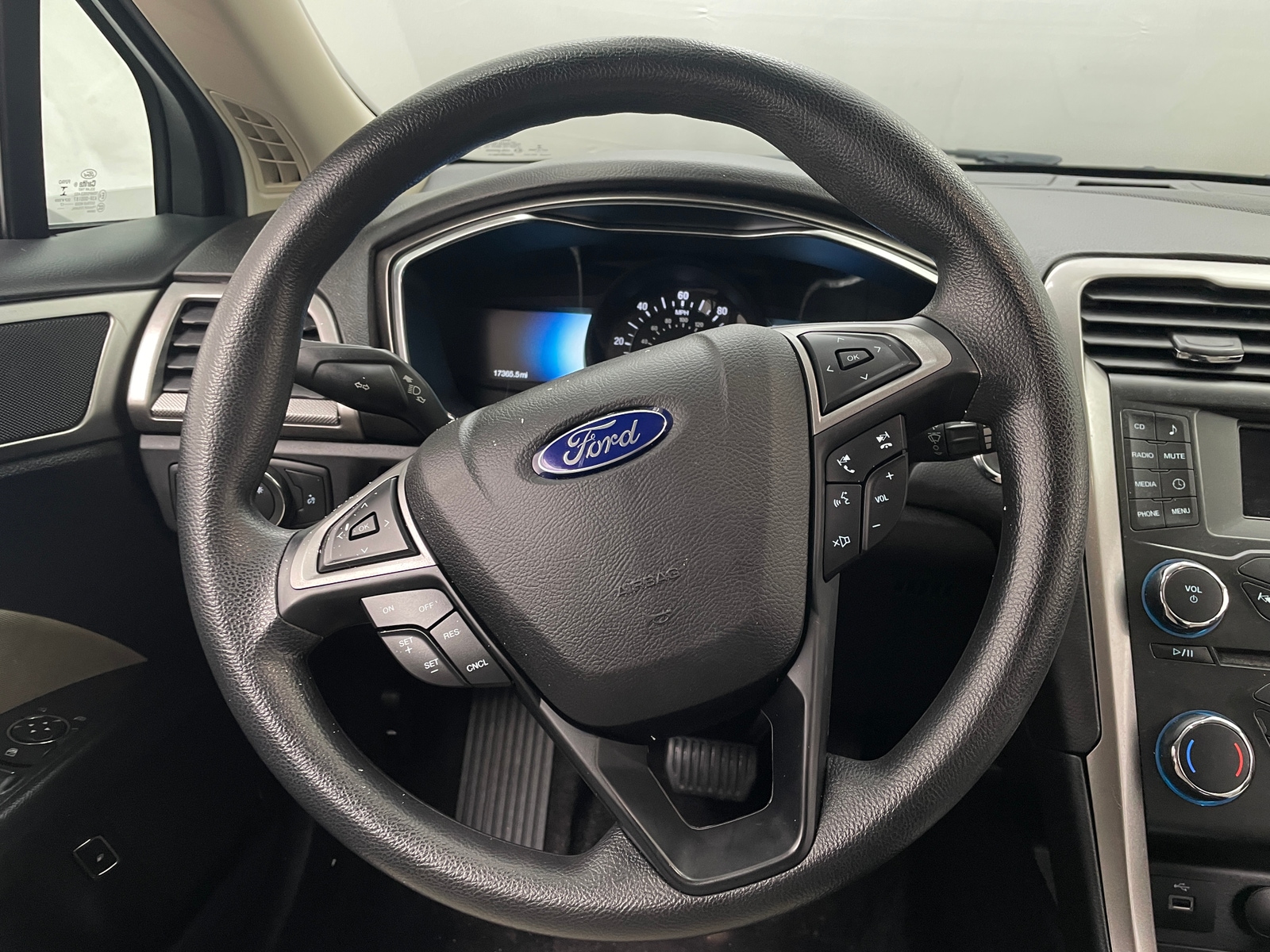 Thumbnail: 2017 Ford Fusion - 5