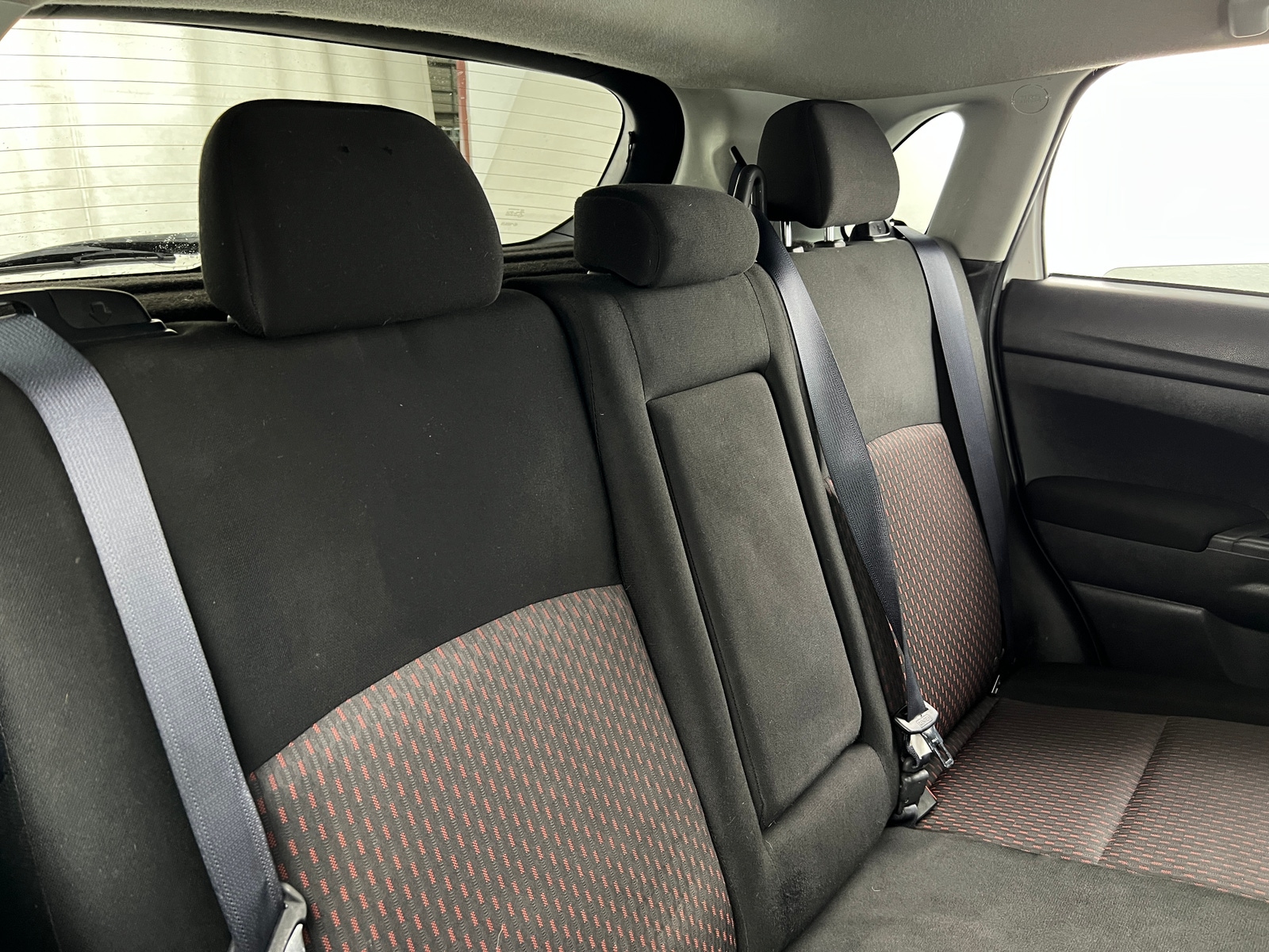 Thumbnail: 2019 Mitsubishi Outlander Sport - 6