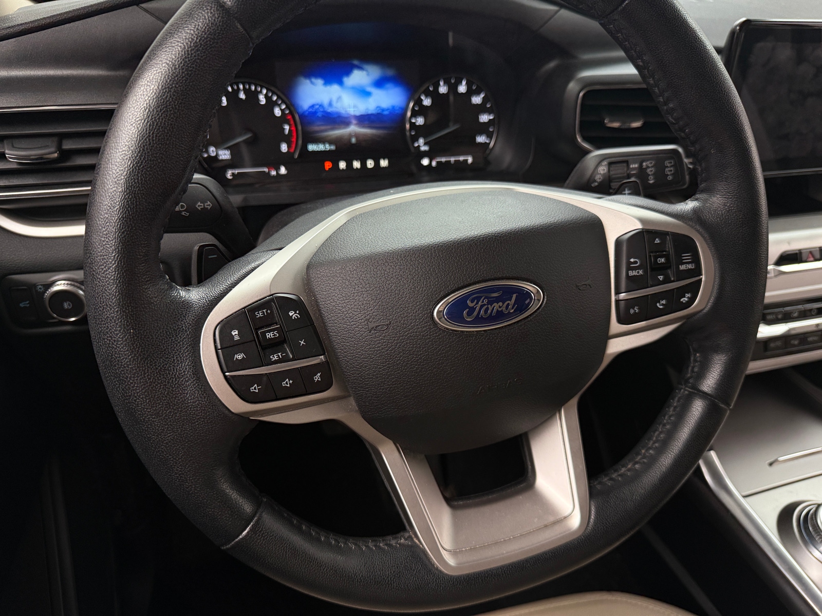 Thumbnail: 2020 Ford Explorer - 4