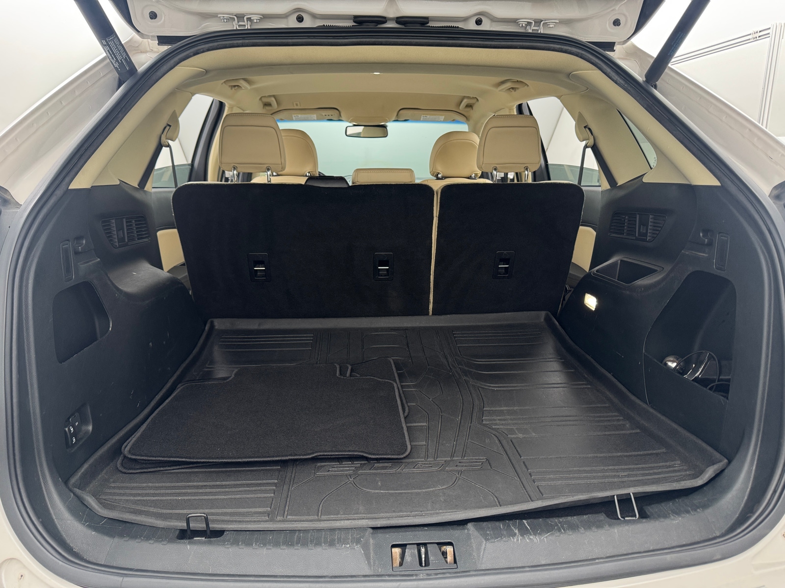Thumbnail: 2019 Ford Edge - 7