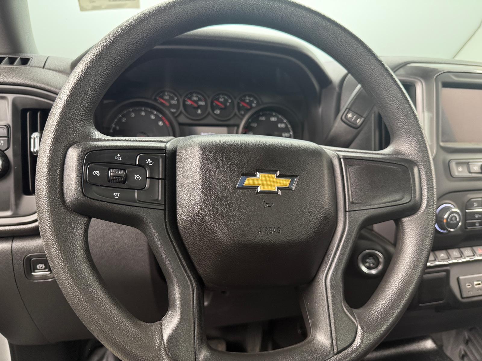 Thumbnail: 2022 Chevrolet Silverado 1500 - 4