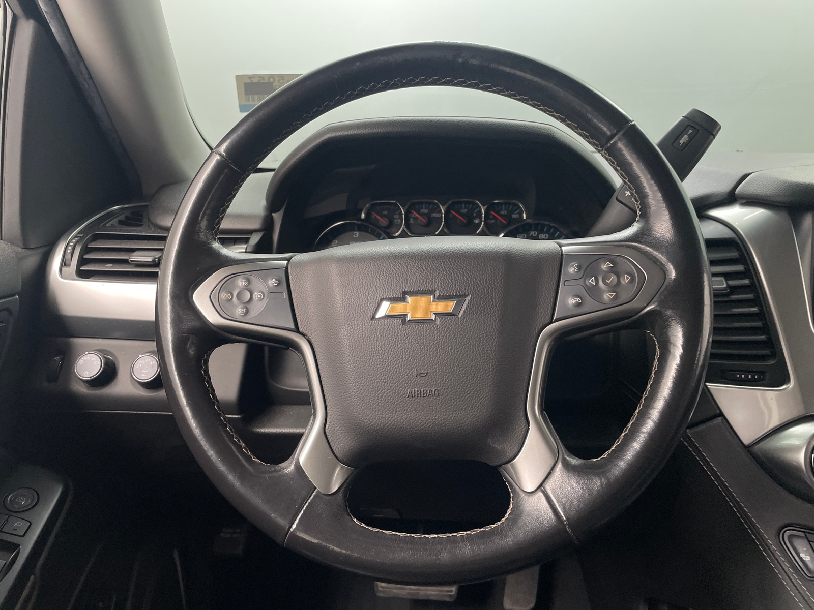 Thumbnail: 2019 Chevrolet Tahoe - 4
