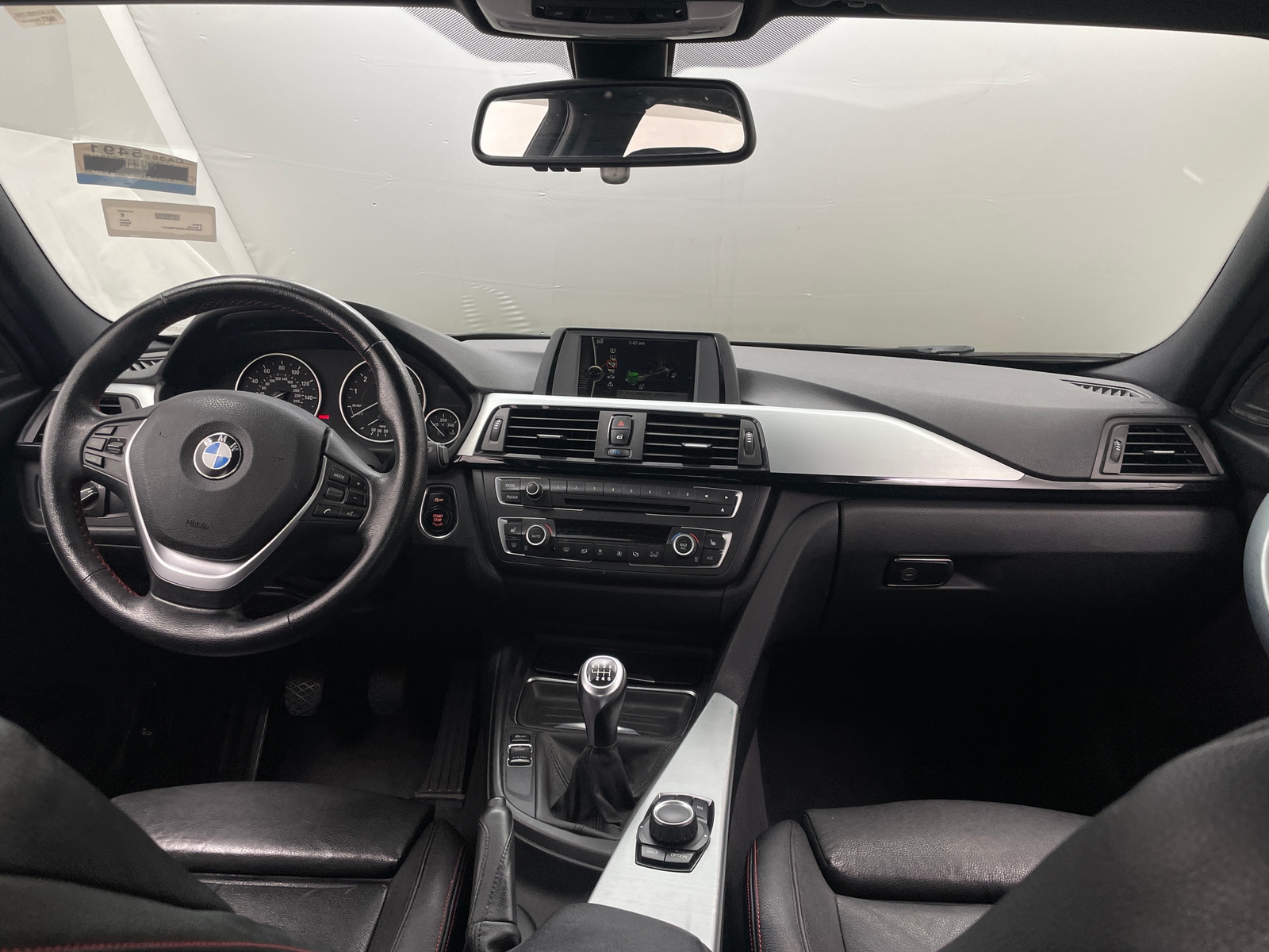 Thumbnail: 2013 BMW 3 Series - 2