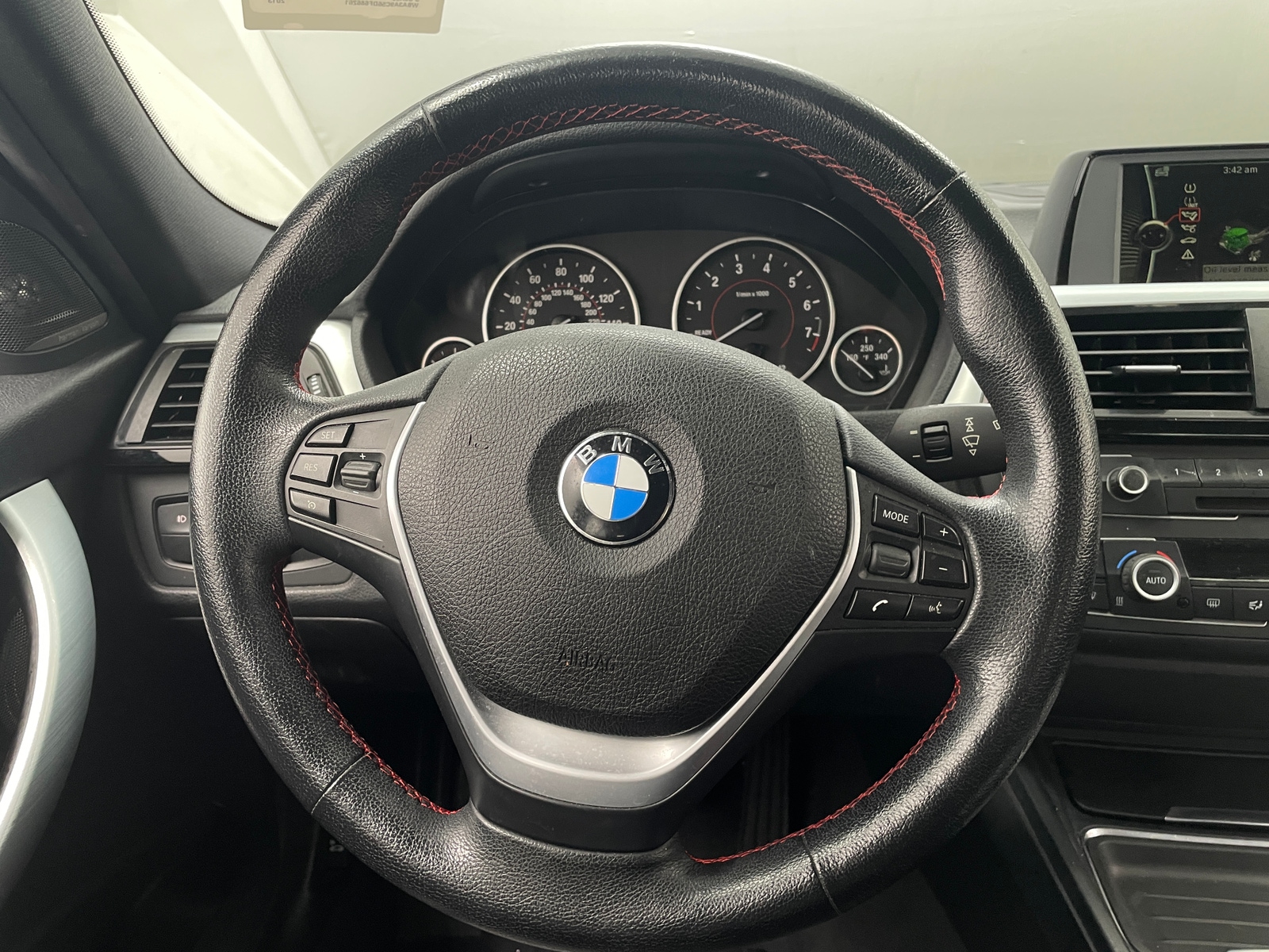 Thumbnail: 2013 BMW 3 Series - 4