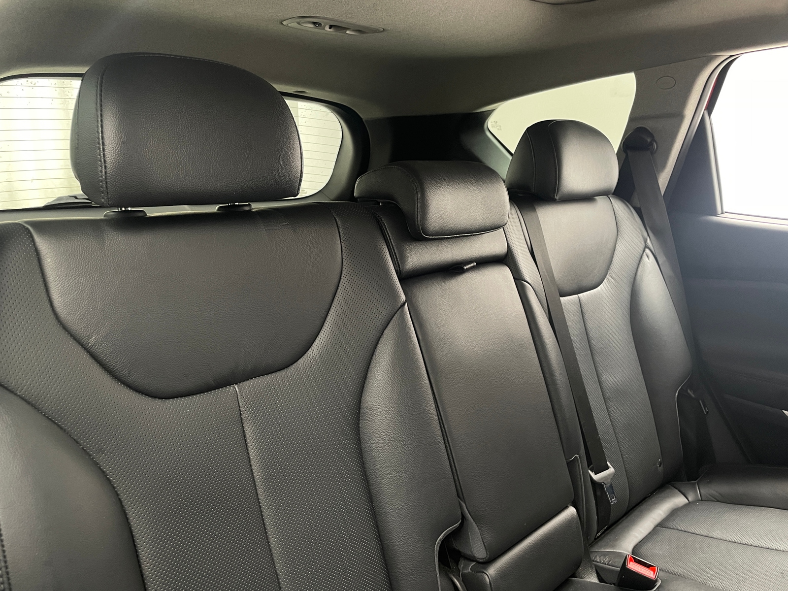 Thumbnail: 2020 Hyundai Santa Fe - 5