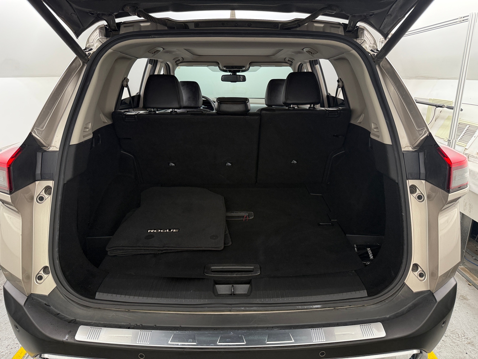 Thumbnail: 2021 Nissan Rogue - 6