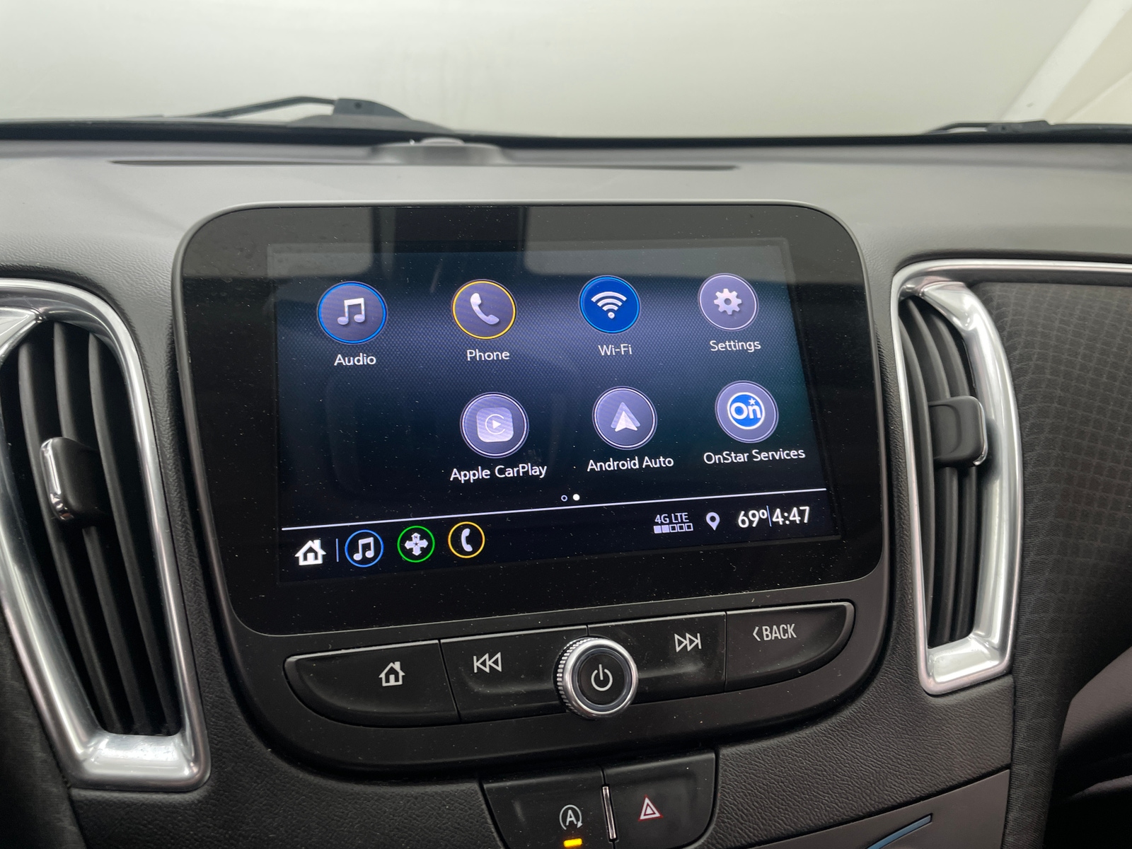 Thumbnail: 2020 Chevrolet Malibu - 4