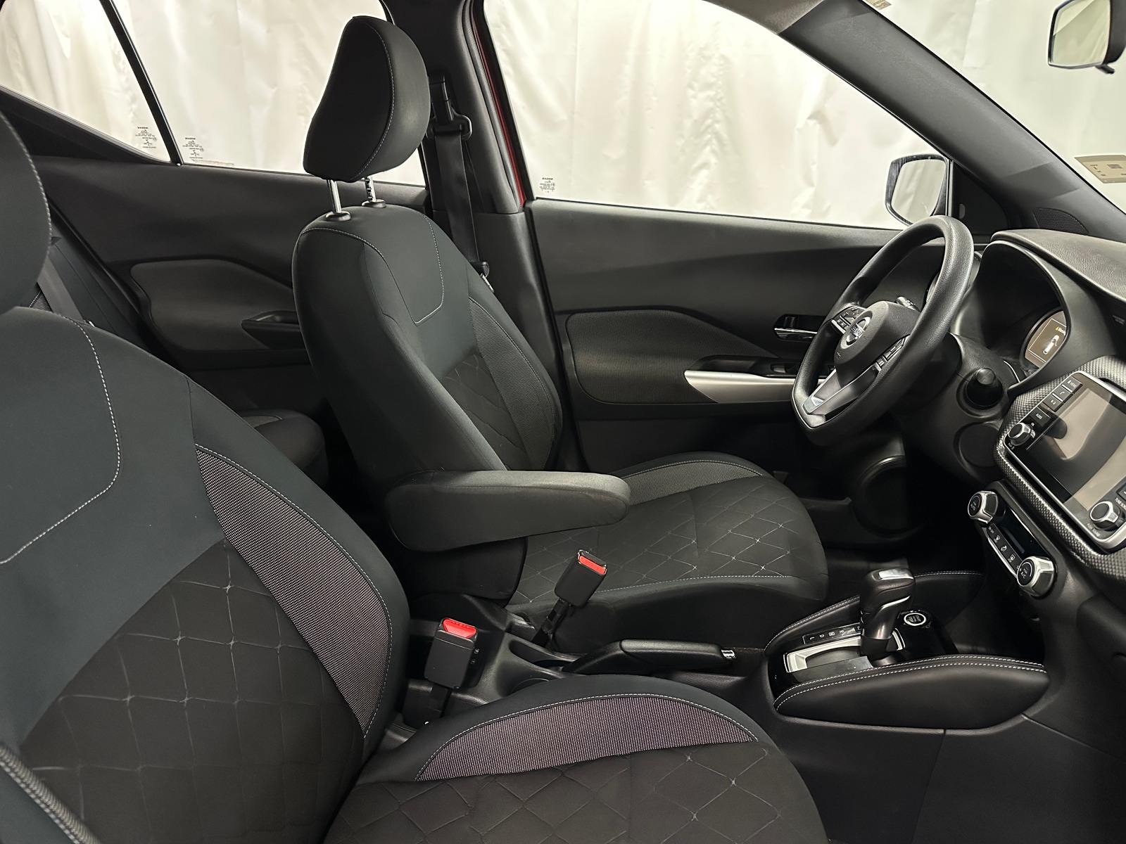 Thumbnail: 2020 Nissan Kicks - 2