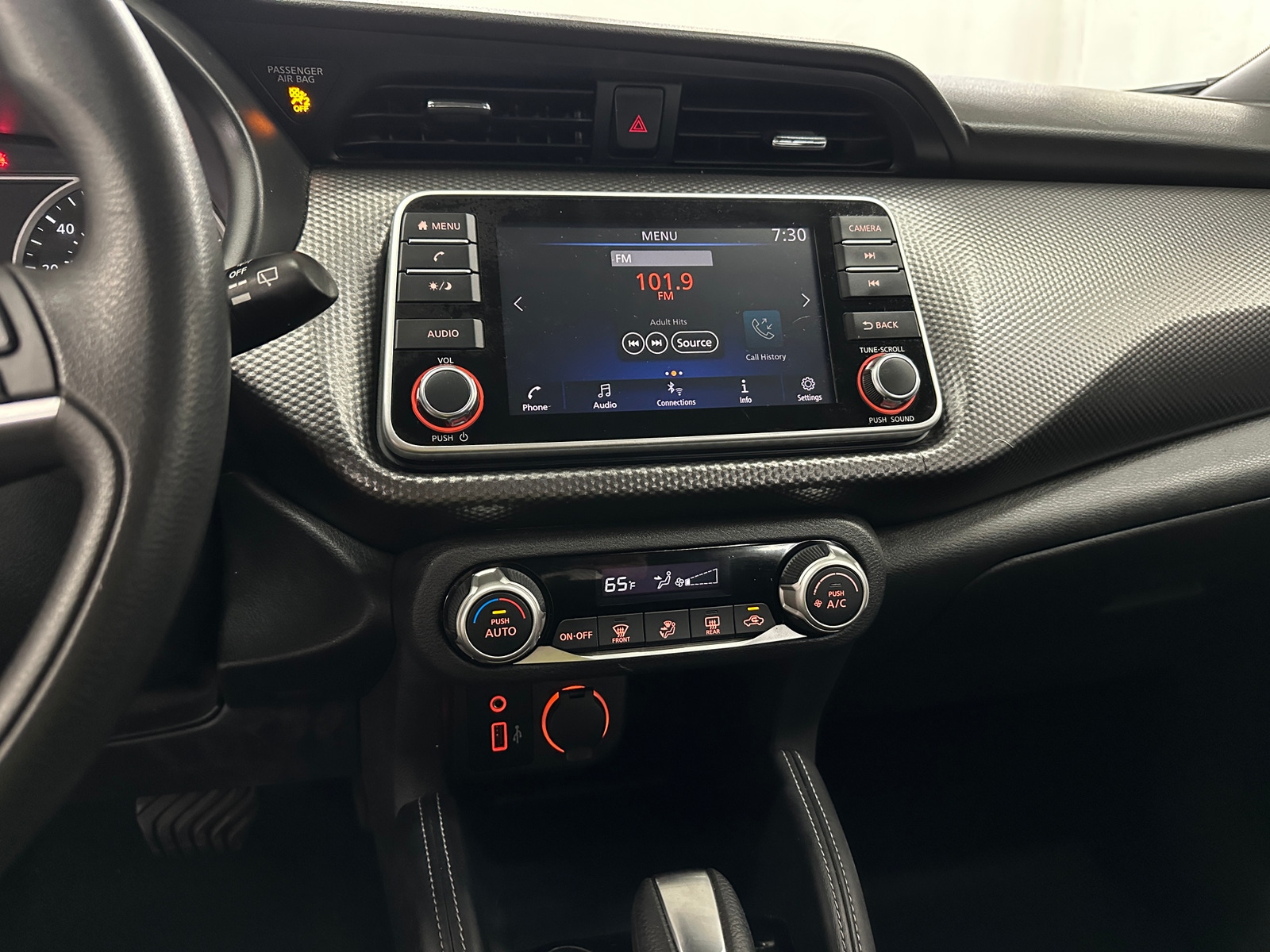 Thumbnail: 2020 Nissan Kicks - 4