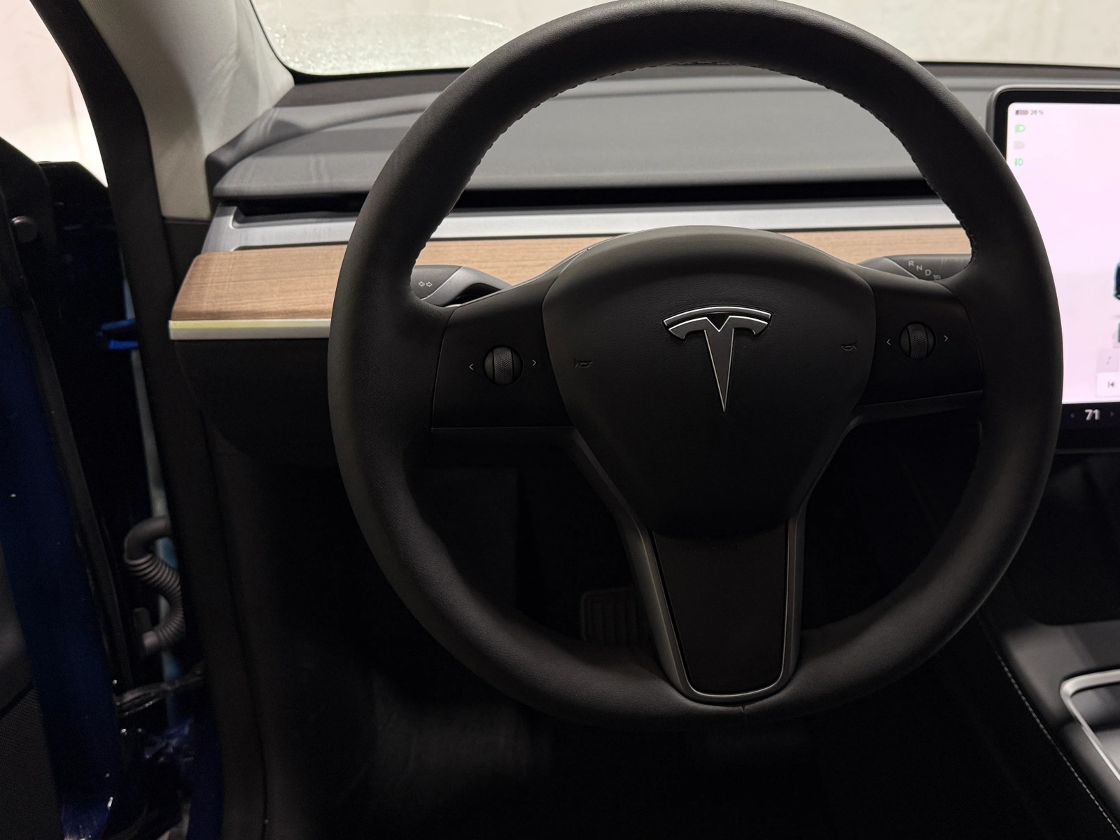 Thumbnail: 2024 Tesla Model Y - 4