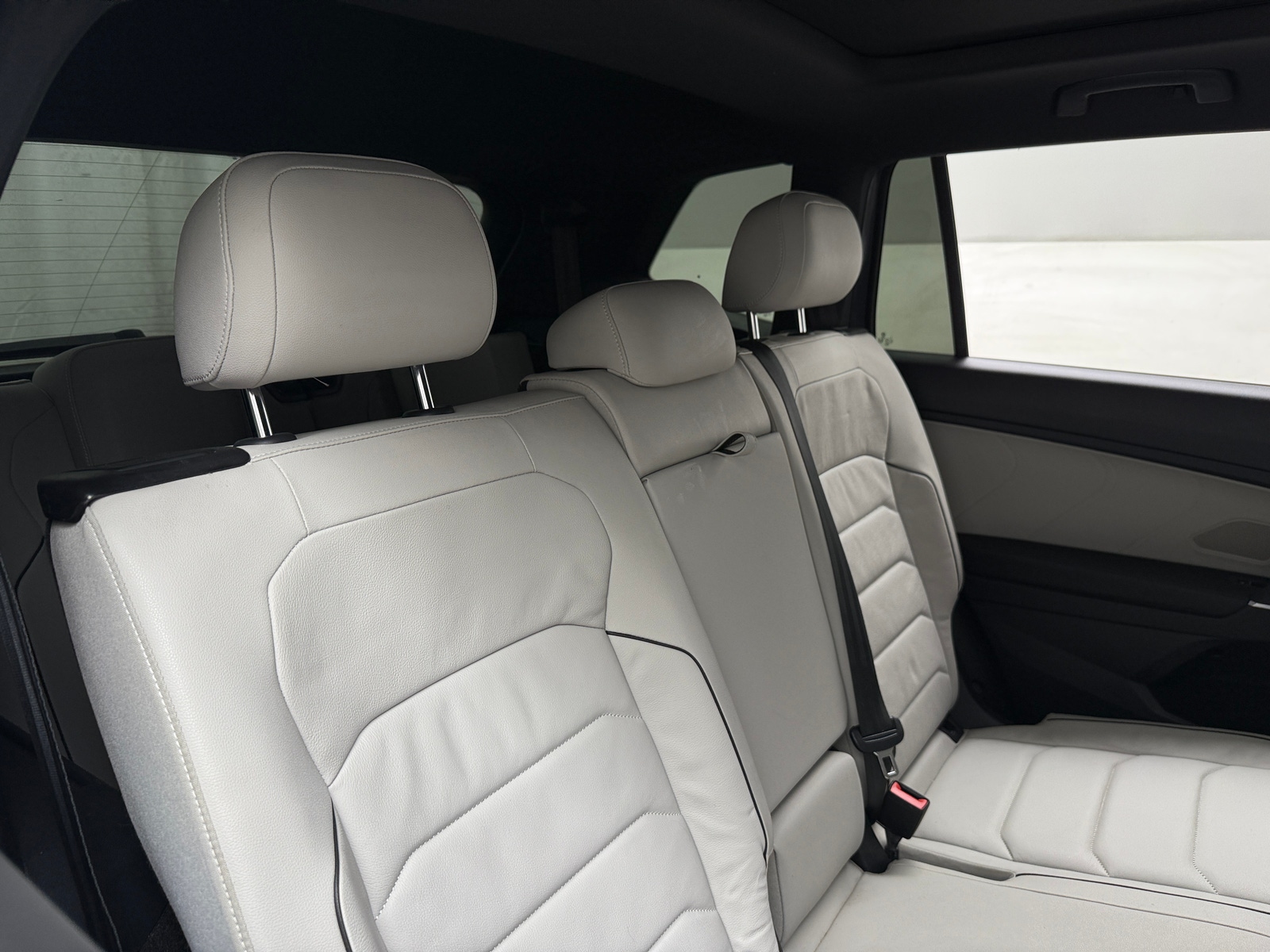 Thumbnail: 2020 Volkswagen Tiguan - 5
