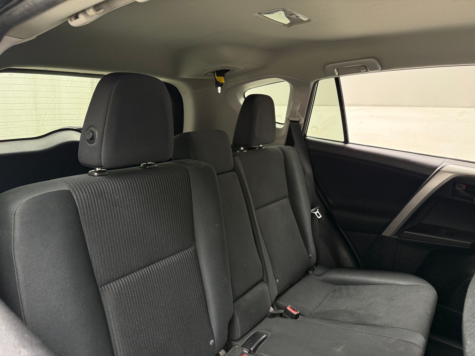 Thumbnail: 2016 Toyota RAV4 - 6