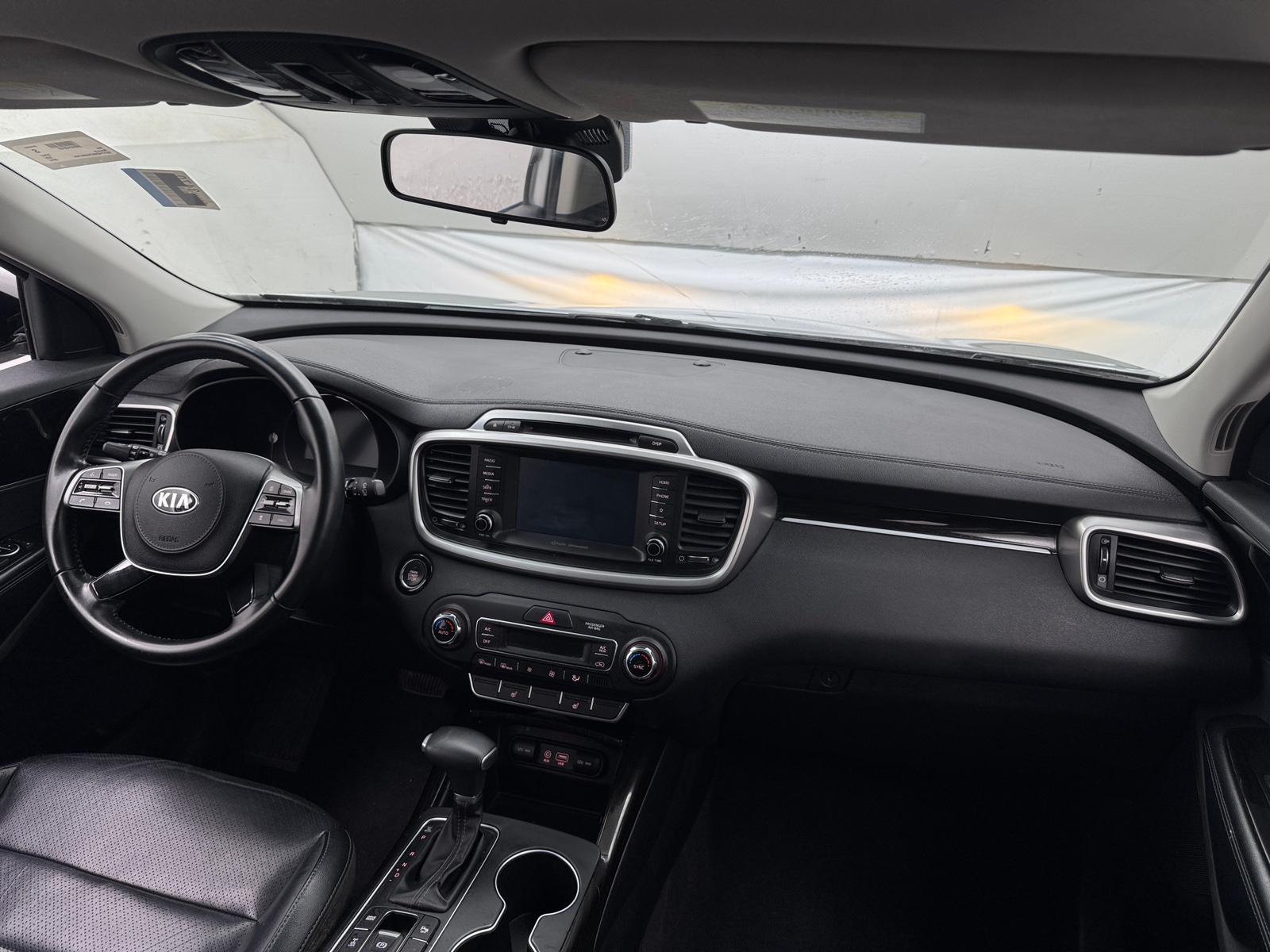Thumbnail: 2019 Kia Sorento - 2