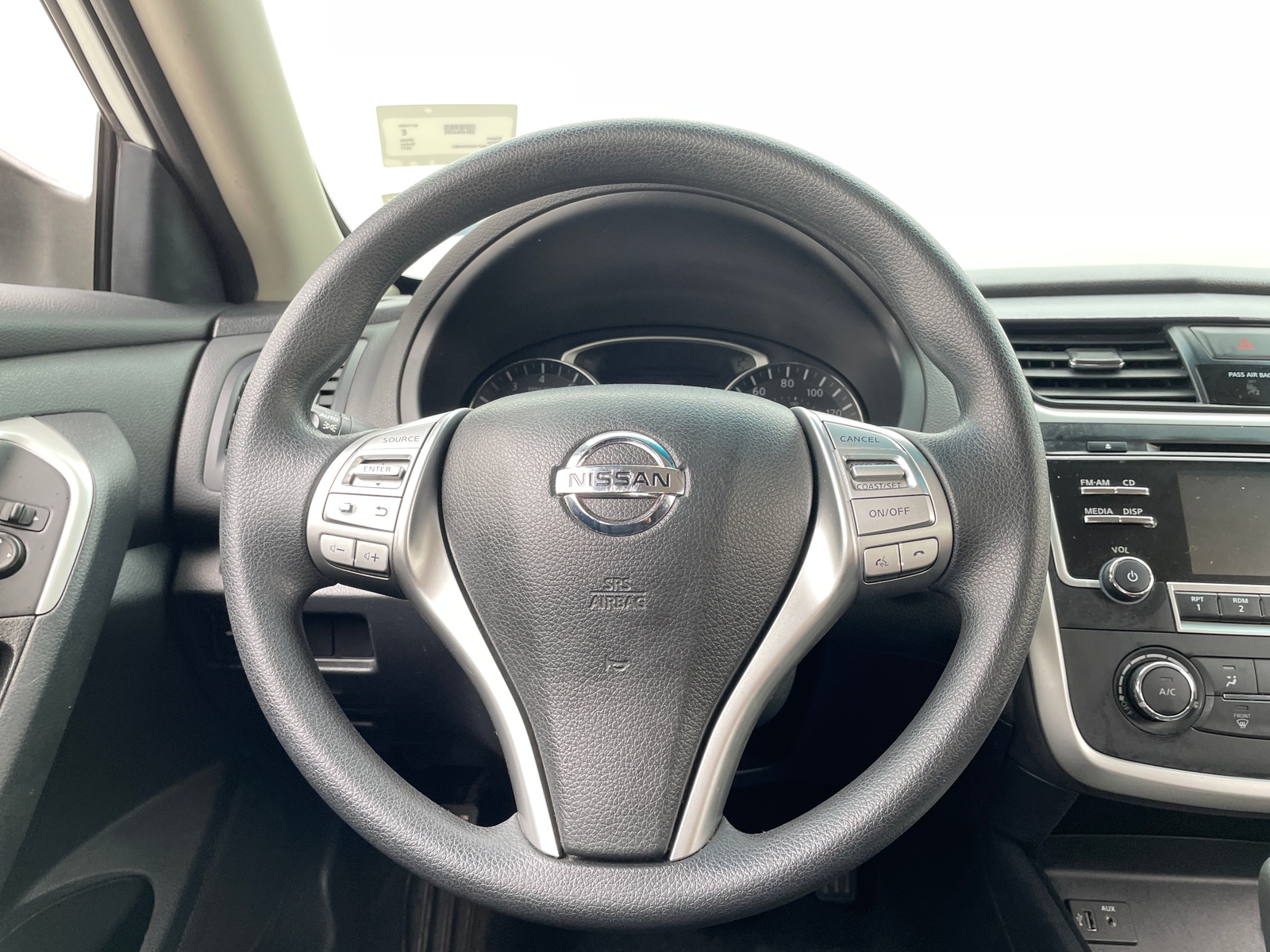 Thumbnail: 2017 Nissan Altima - 5