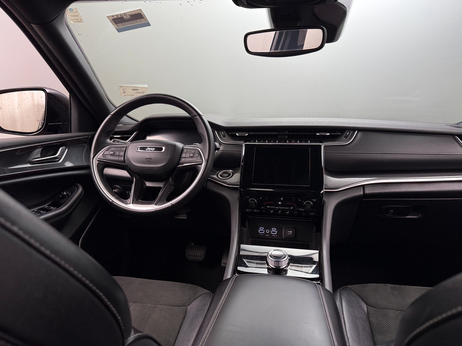 Thumbnail: 2022 Jeep Grand Cherokee L - 2