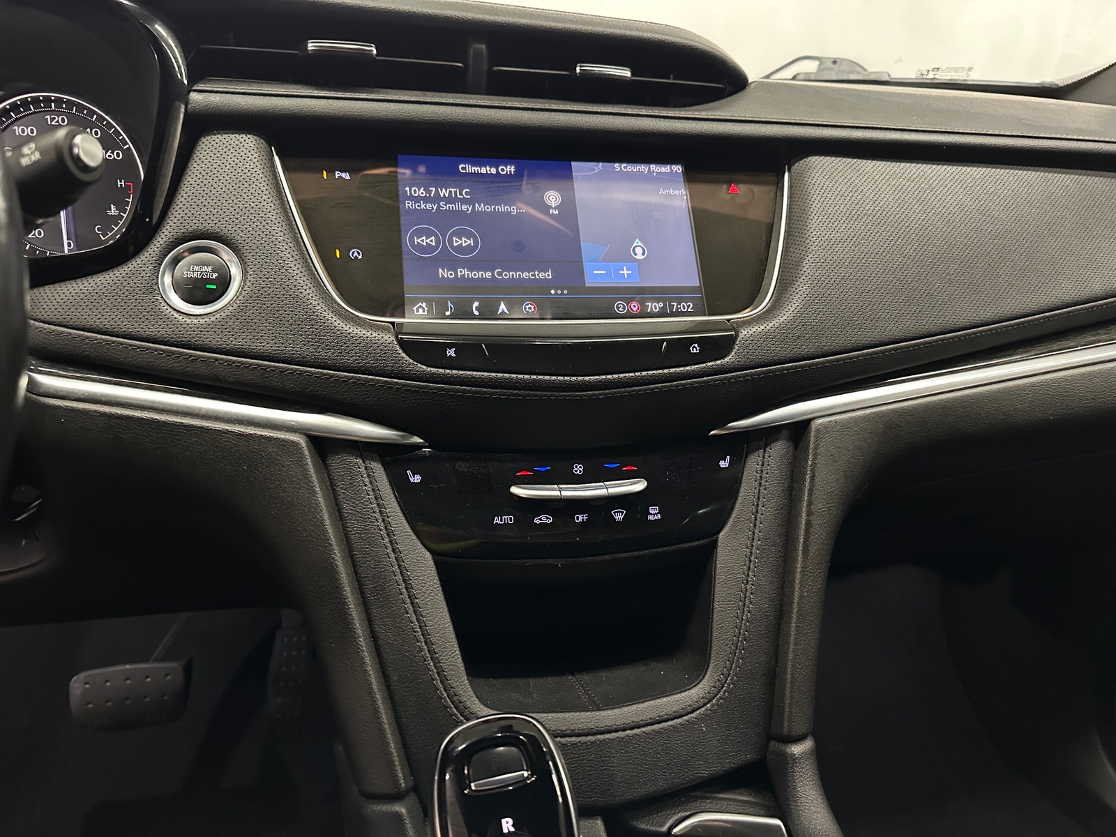 Thumbnail: 2022 Cadillac XT5 - 3