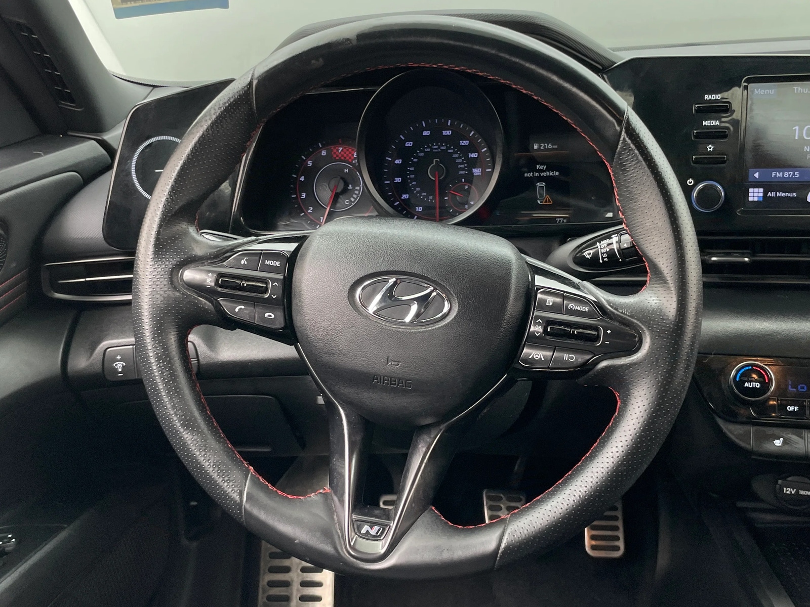 Thumbnail: 2022 Hyundai Elantra - 5