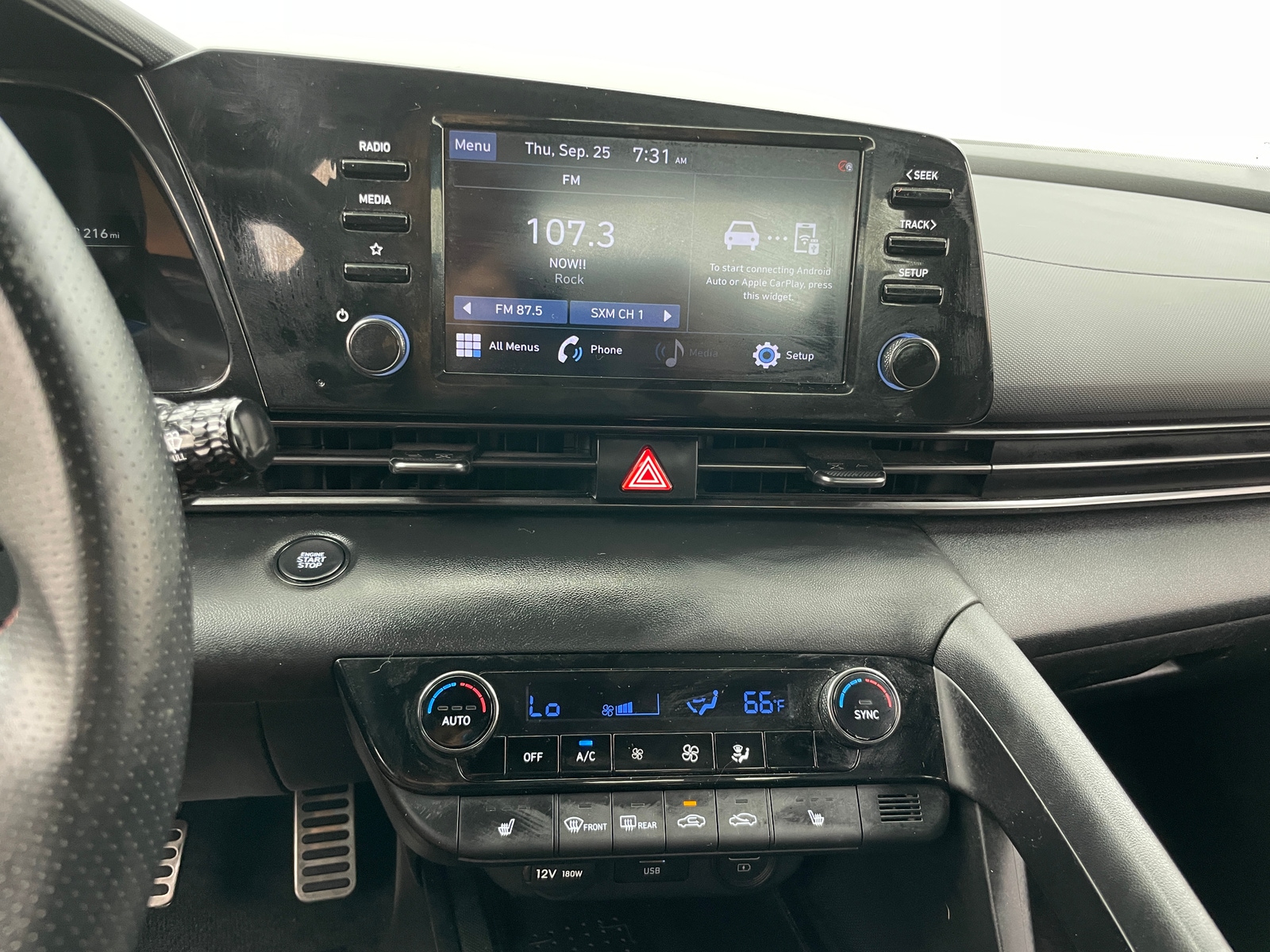 Thumbnail: 2022 Hyundai Elantra - 4
