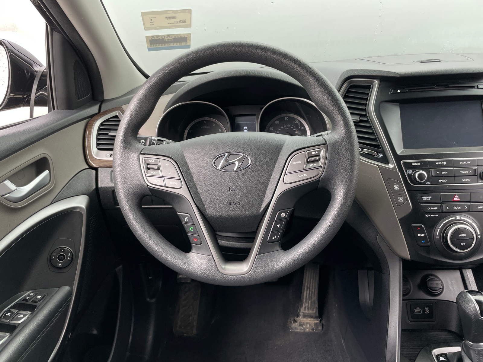 Thumbnail: 2017 Hyundai Santa Fe - 5