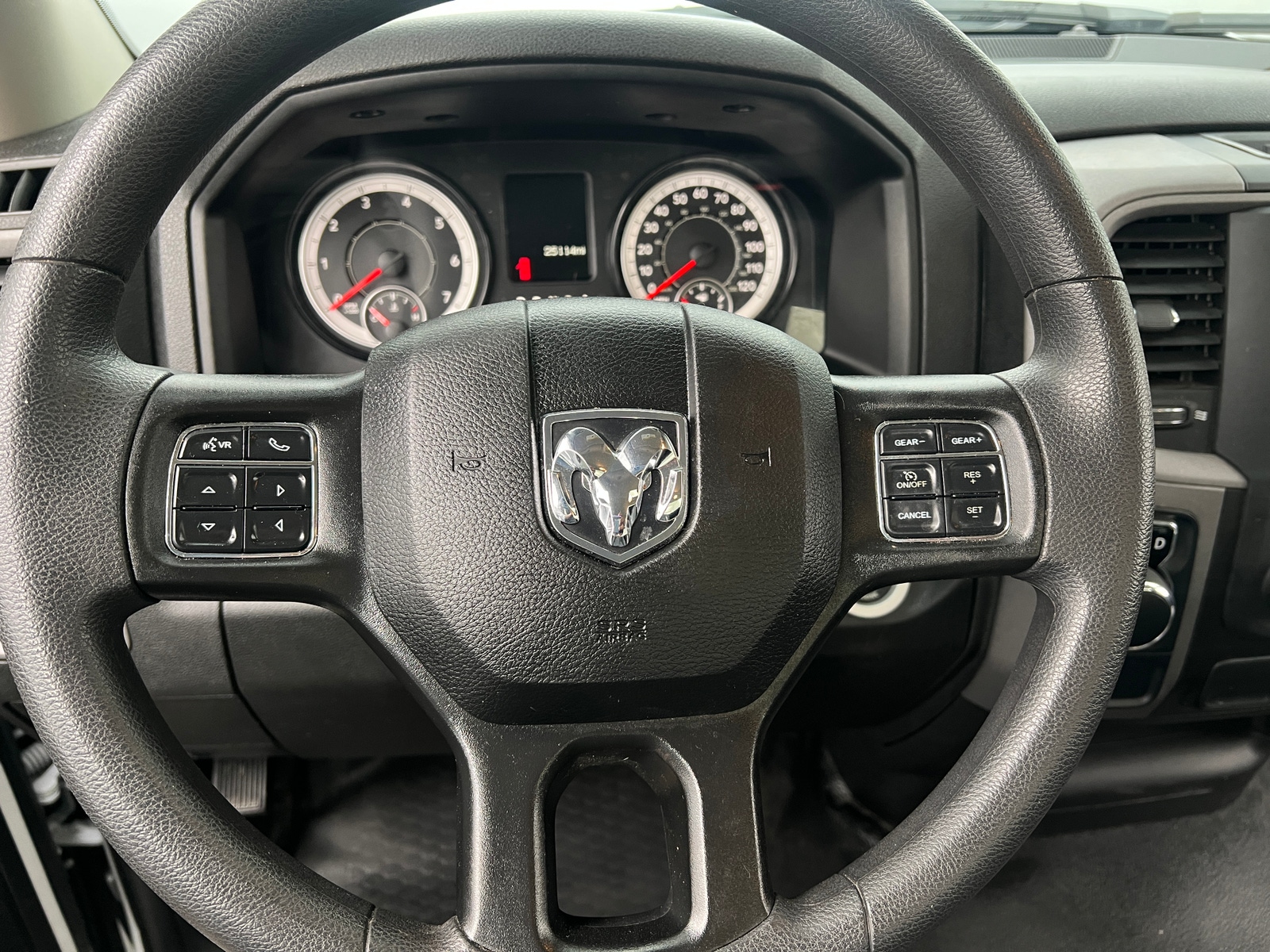 Thumbnail: 2023 RAM 1500 Classic - 3