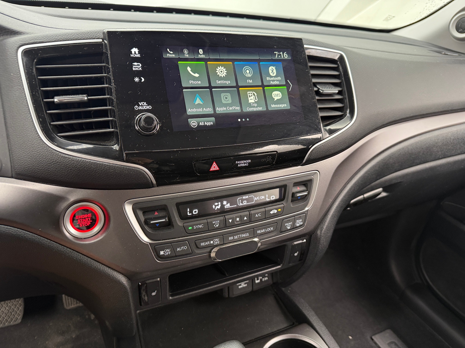 Thumbnail: 2019 Honda Pilot - 3
