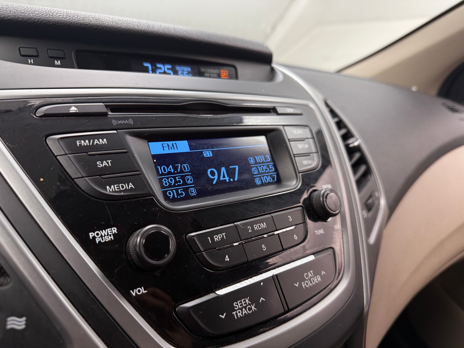 Thumbnail: 2016 Hyundai Elantra - 4