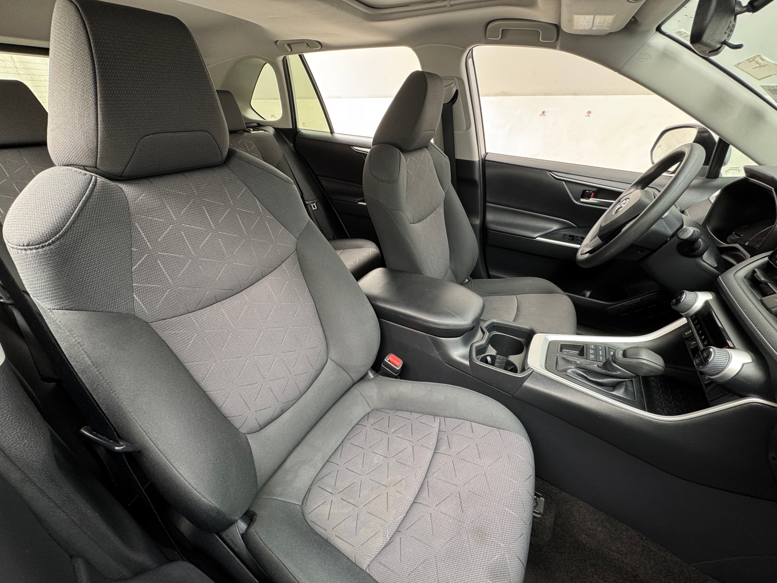 Thumbnail: 2019 Toyota RAV4 - 2