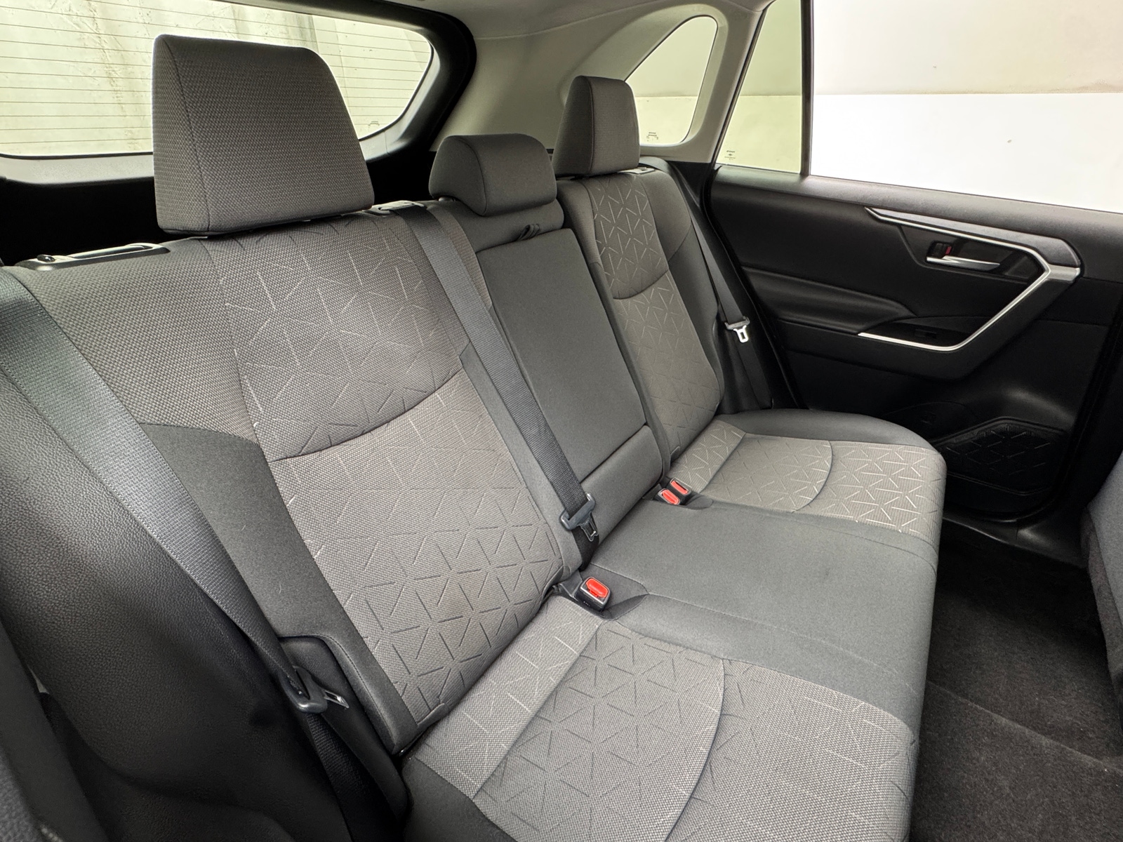 Thumbnail: 2019 Toyota RAV4 - 6