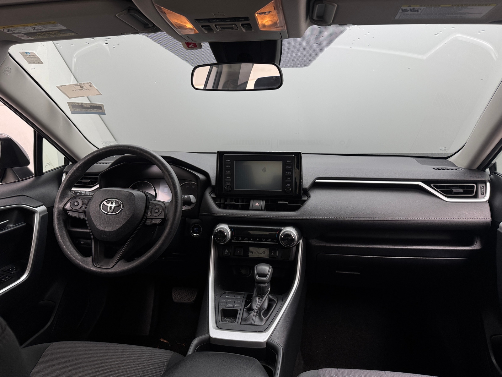 Thumbnail: 2019 Toyota RAV4 - 3