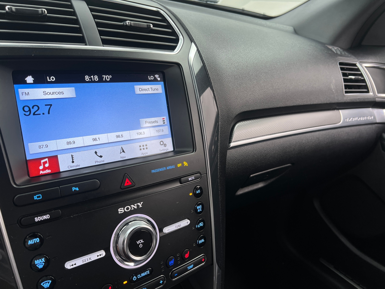 Thumbnail: 2019 Ford Explorer - 3