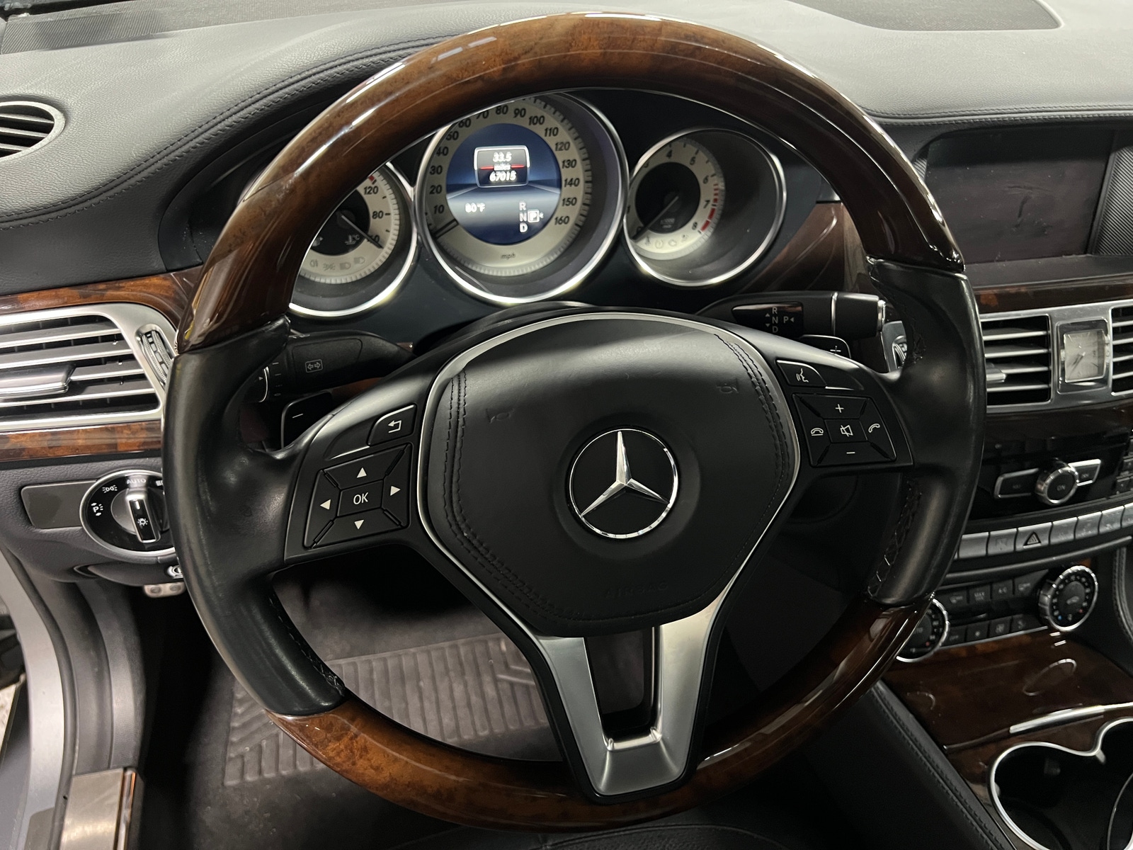 Thumbnail: 2014 Mercedes-Benz CLS - 3