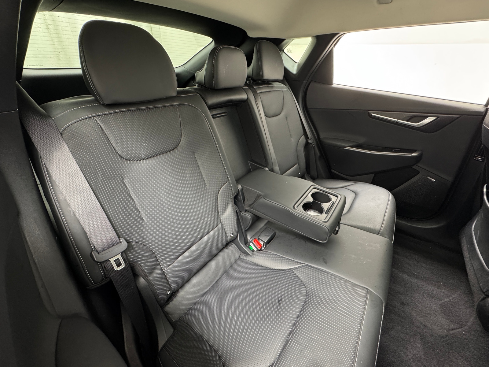 Thumbnail: 2023 Kia EV6 - 5