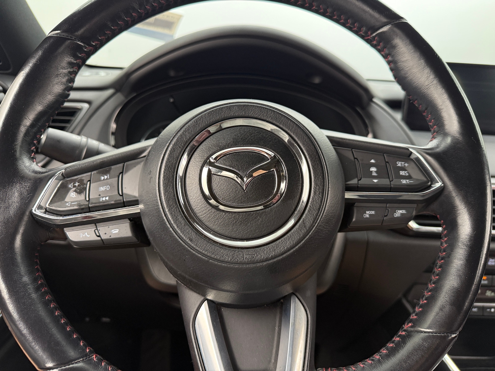 Thumbnail: 2022 Mazda CX-9 - 4