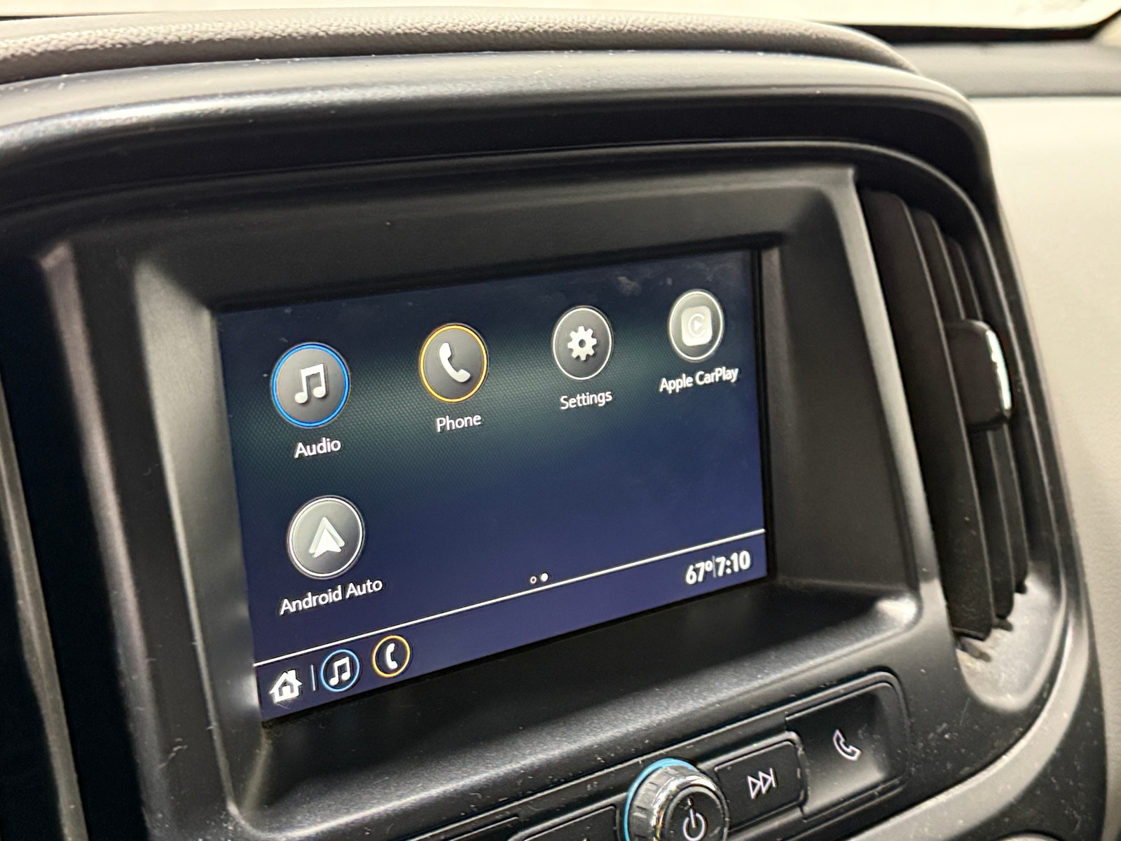 Thumbnail: 2019 Chevrolet Colorado - 4