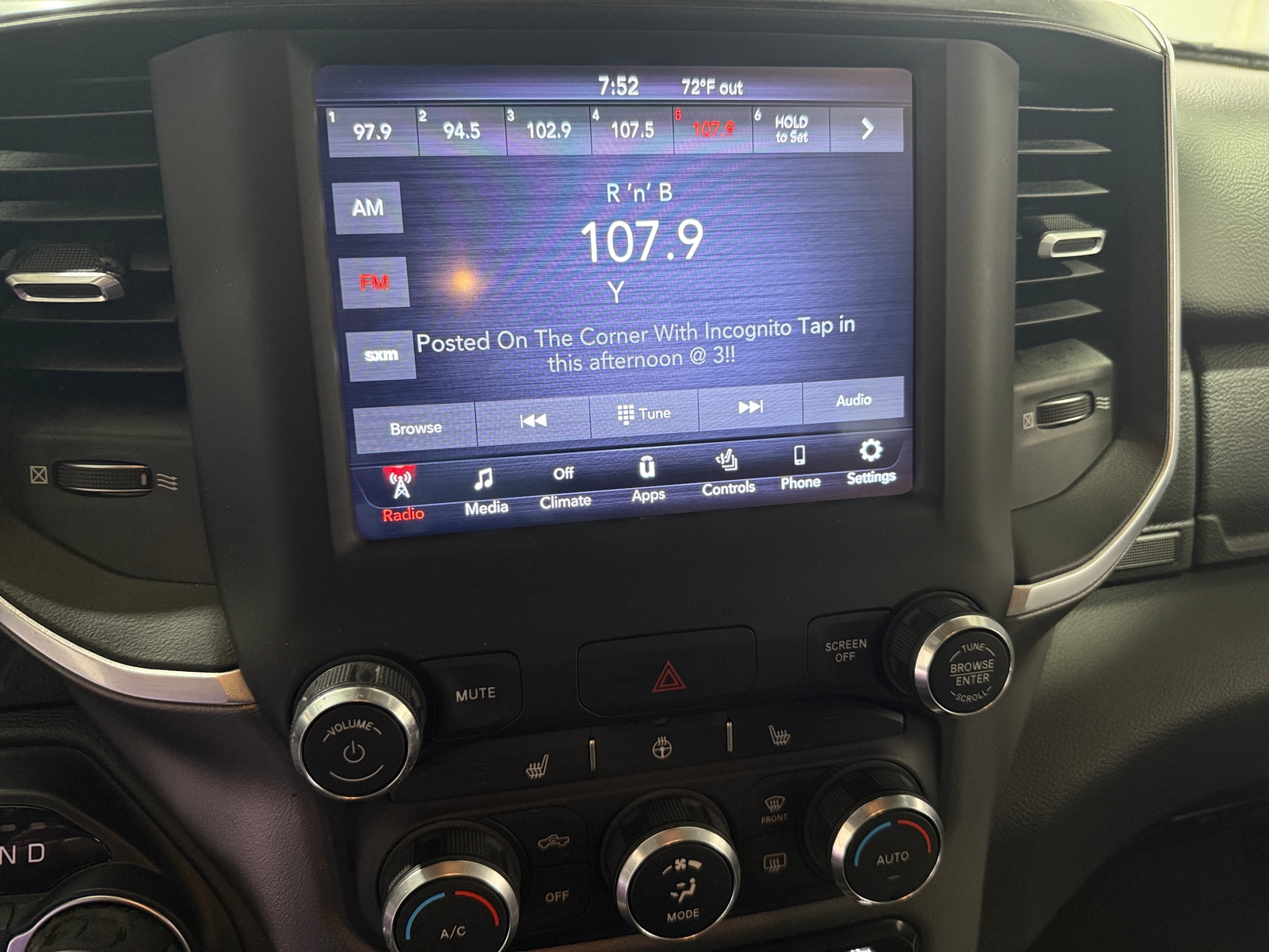 Thumbnail: 2019 RAM 1500 - 4