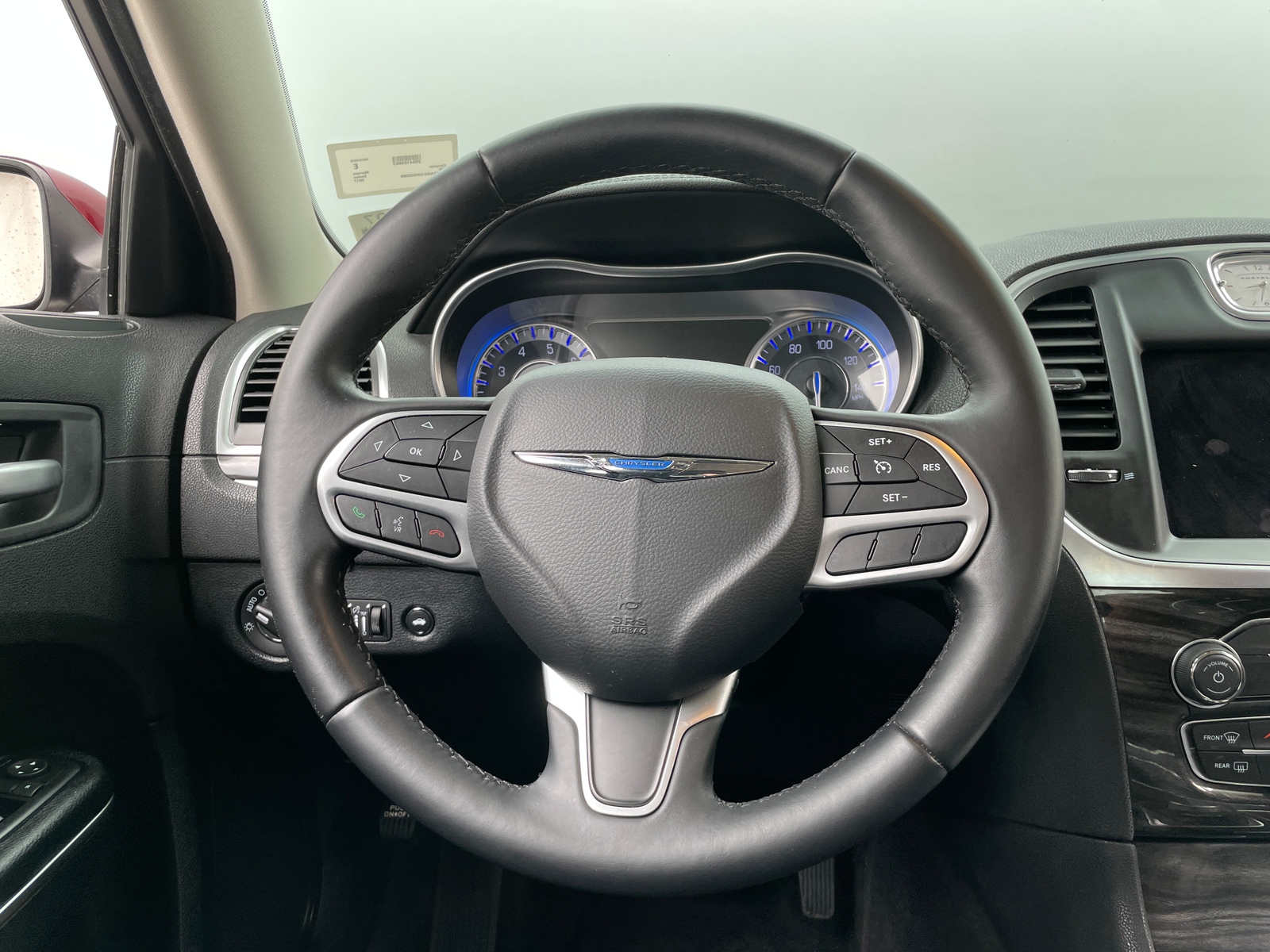 Thumbnail: 2017 Chrysler 300 - 4