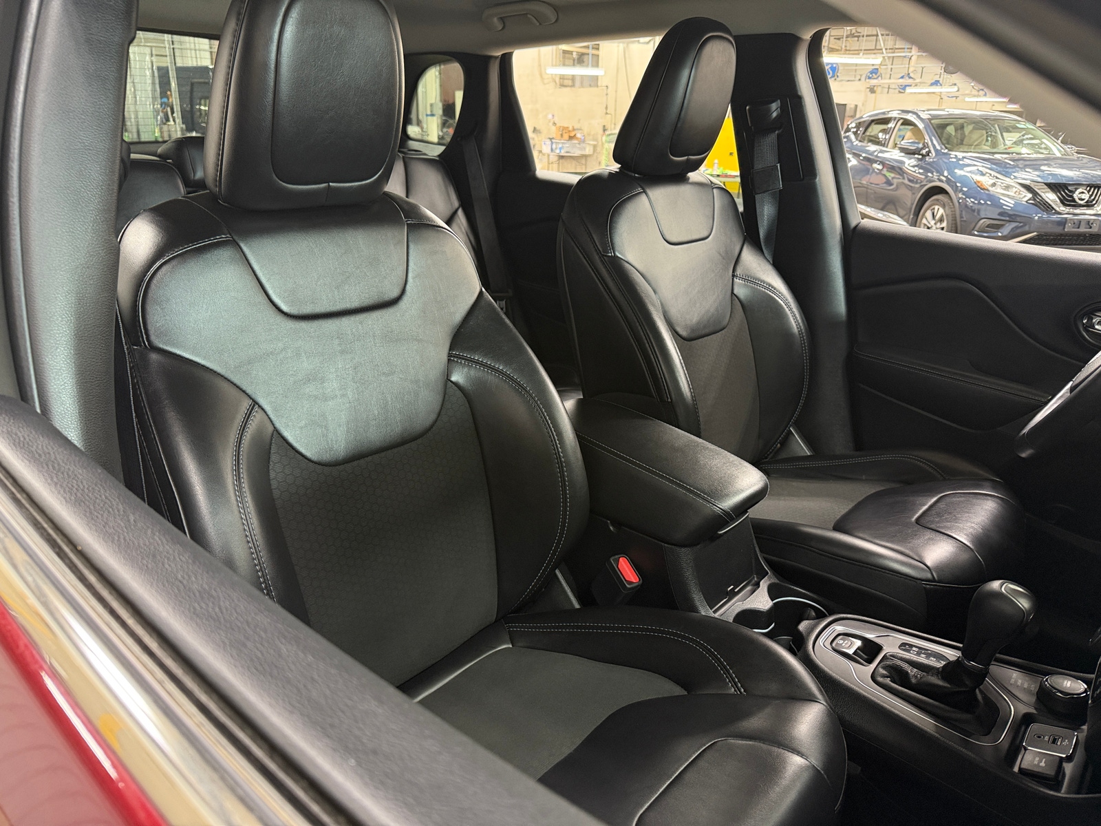 Thumbnail: 2019 Jeep Cherokee - 2