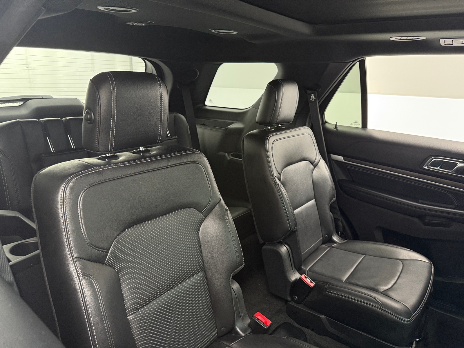 Thumbnail: 2017 Ford Explorer - 5