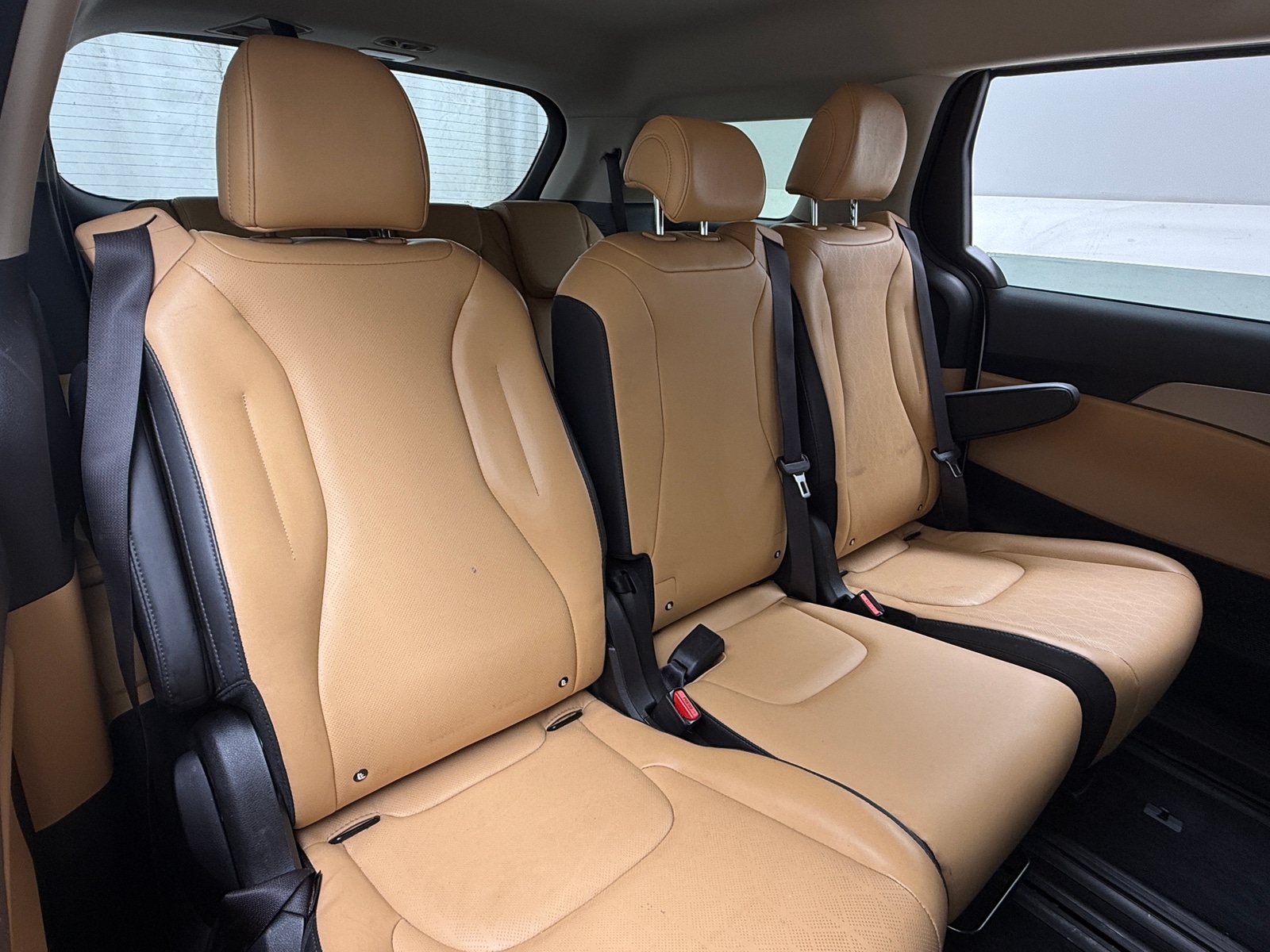 Thumbnail: 2022 Kia Carnival - 5