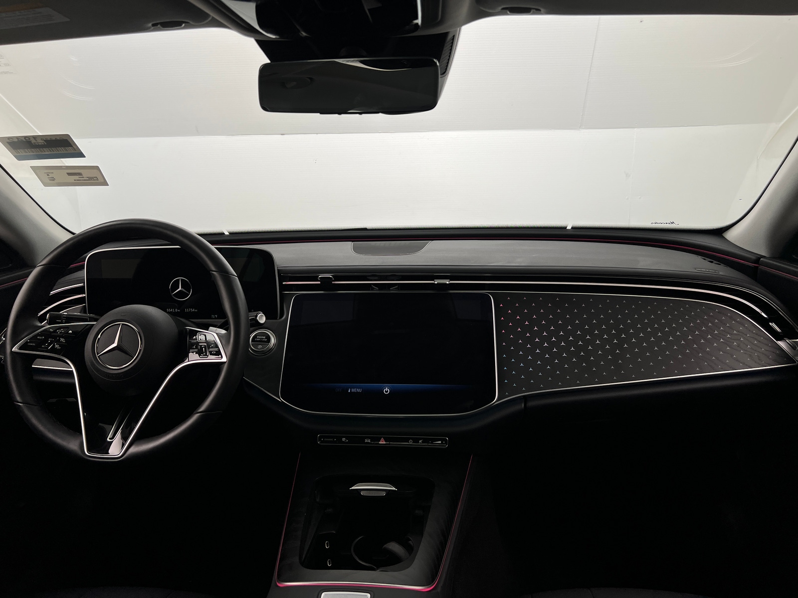 Thumbnail: 2025 Mercedes-Benz E-Class - 2