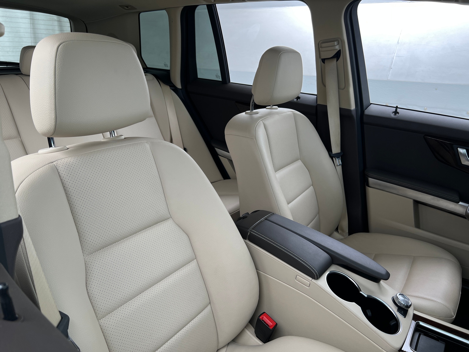 Thumbnail: 2013 Mercedes-Benz GLK - 2