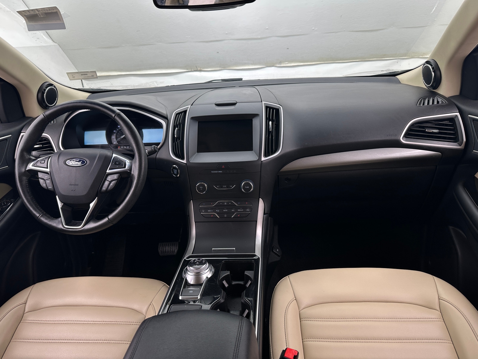 Thumbnail: 2019 Ford Edge - 2