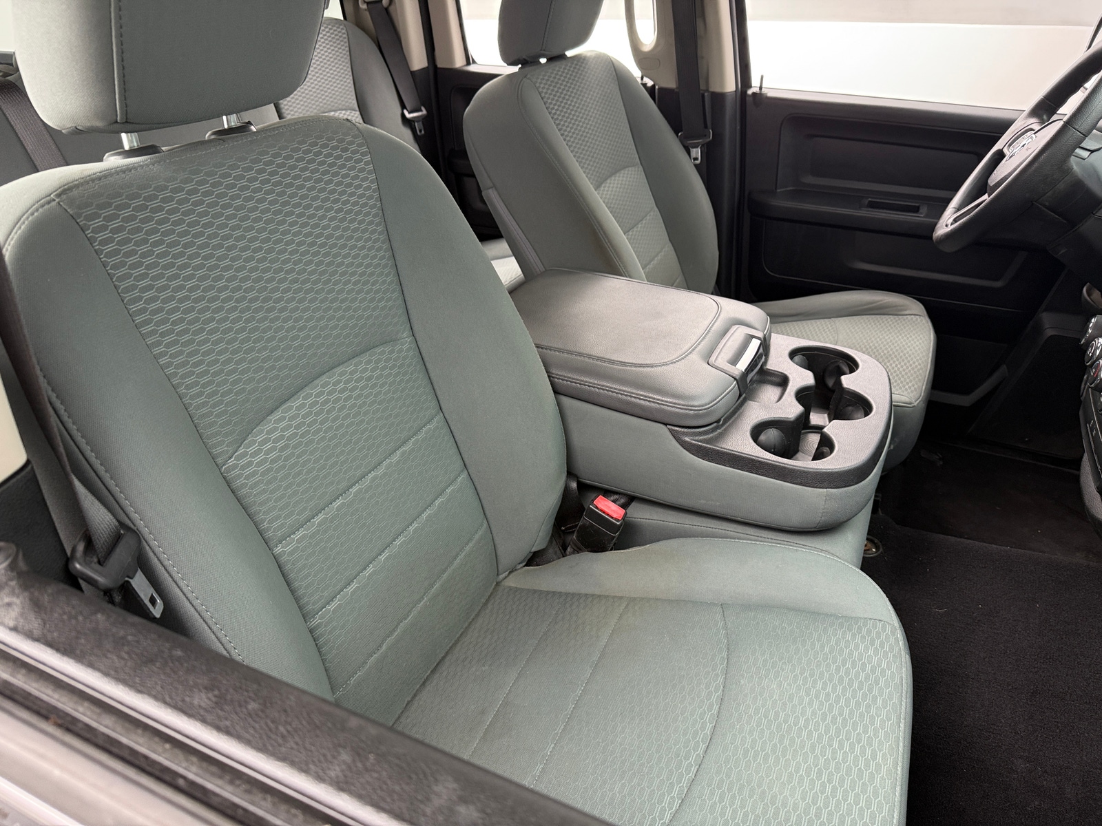 Thumbnail: 2019 RAM 1500 Classic - 2