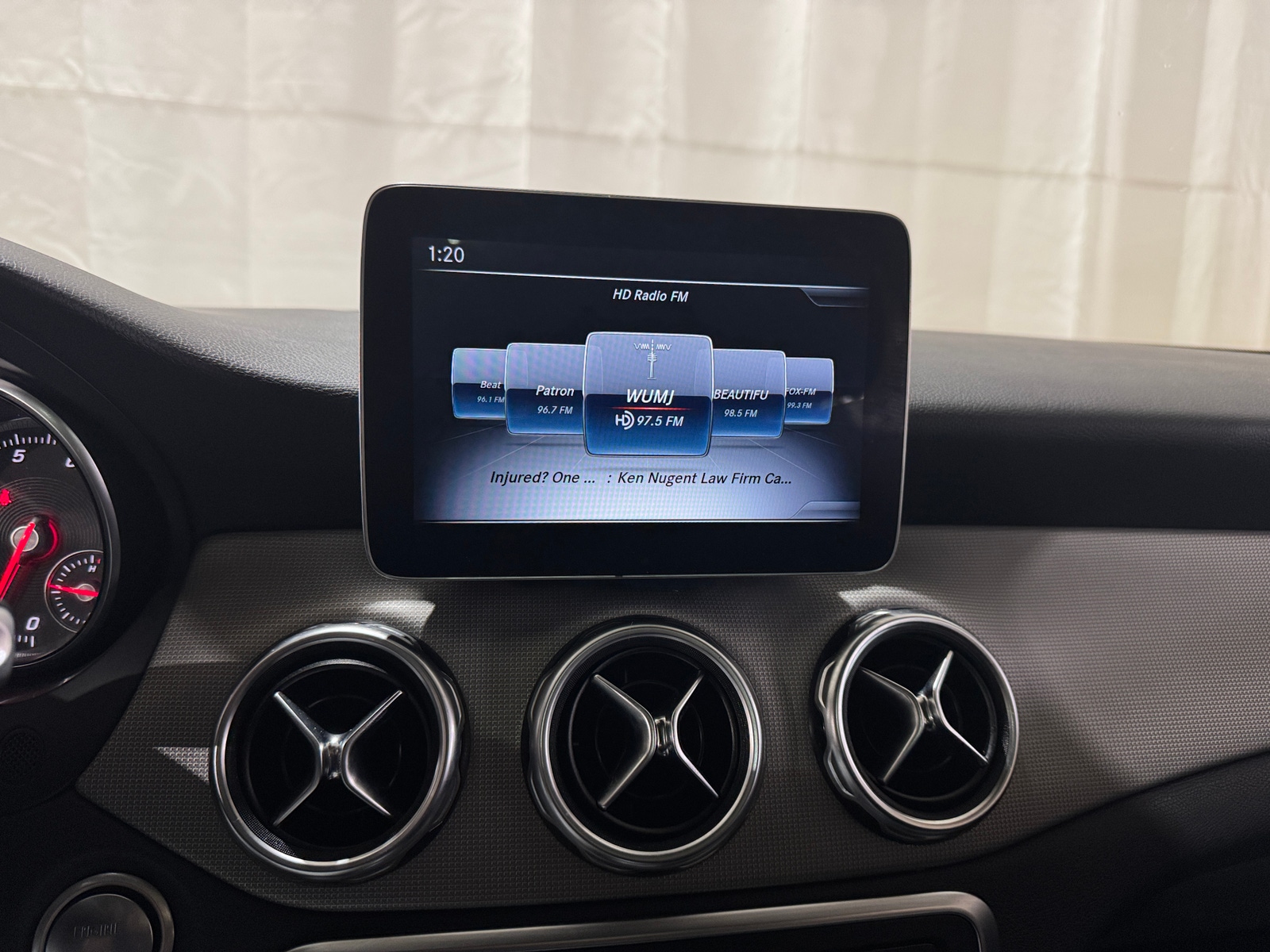 Thumbnail: 2019 Mercedes-Benz GLA - 3
