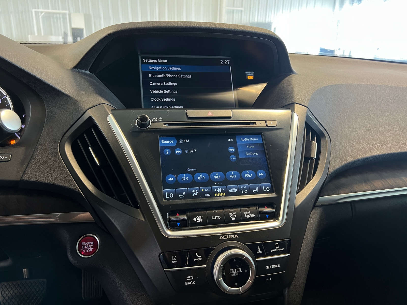 Thumbnail: 2020 Acura MDX - 3