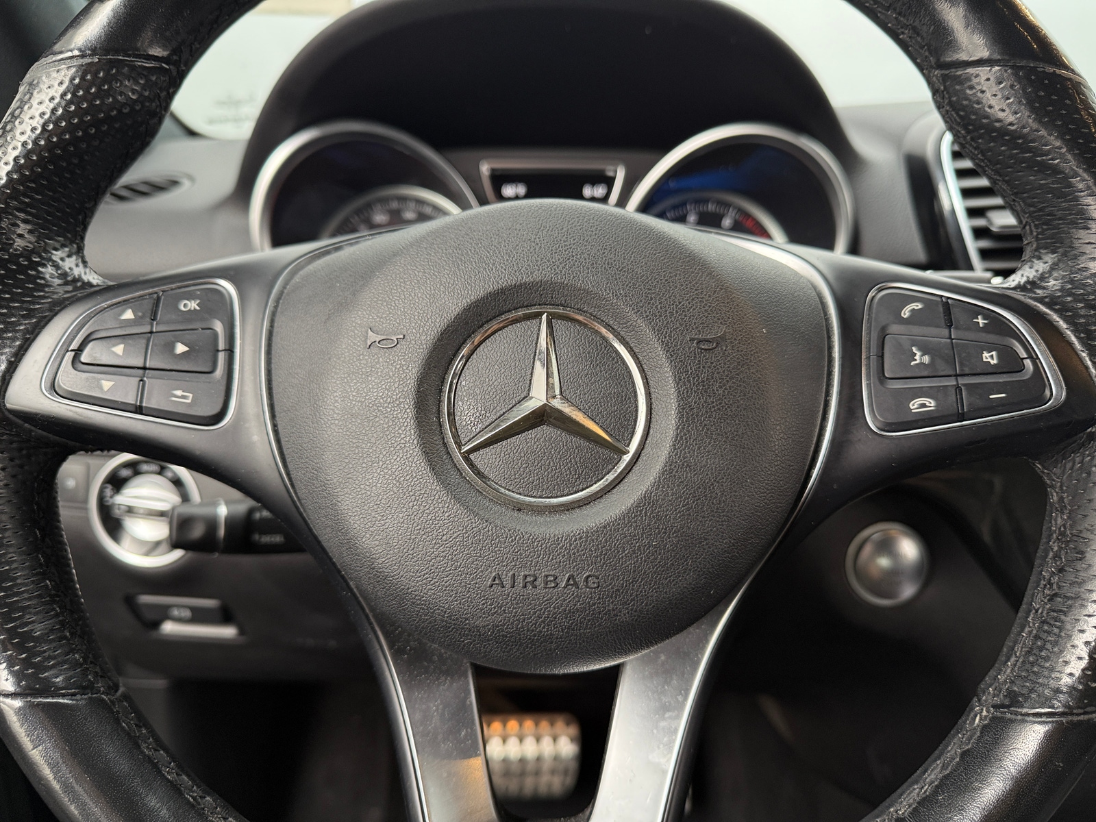Thumbnail: 2019 Mercedes-Benz GLE - 4