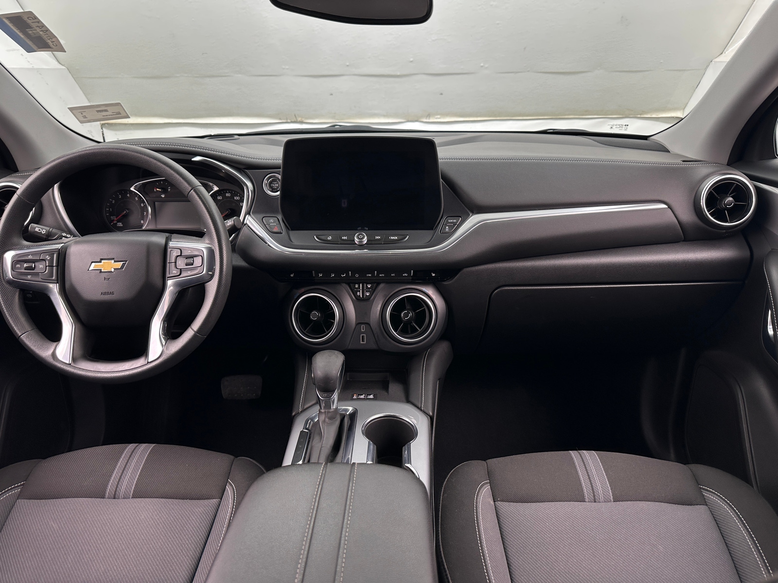 Thumbnail: 2023 Chevrolet Blazer - 3