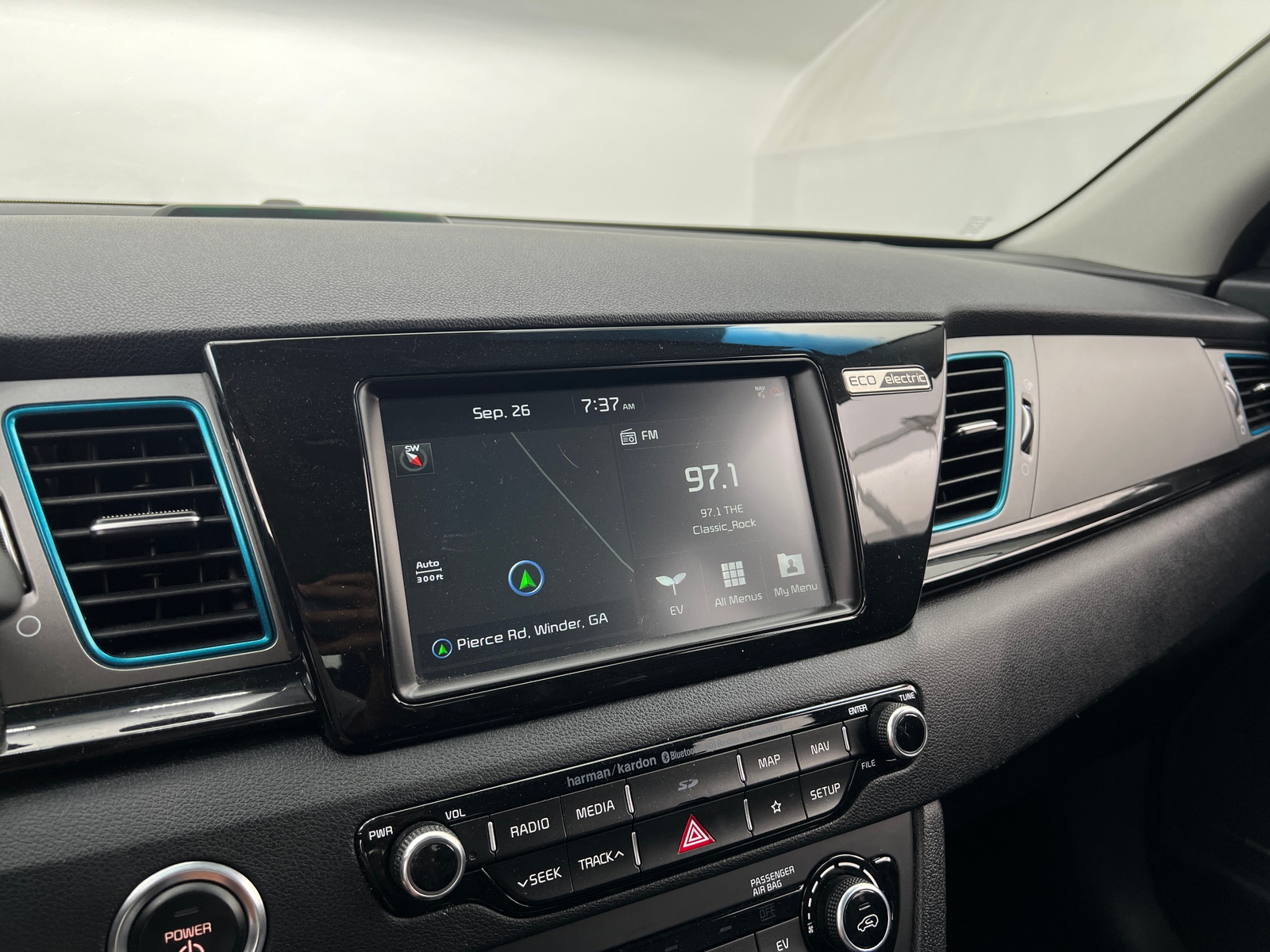 Thumbnail: 2019 Kia Niro - 3