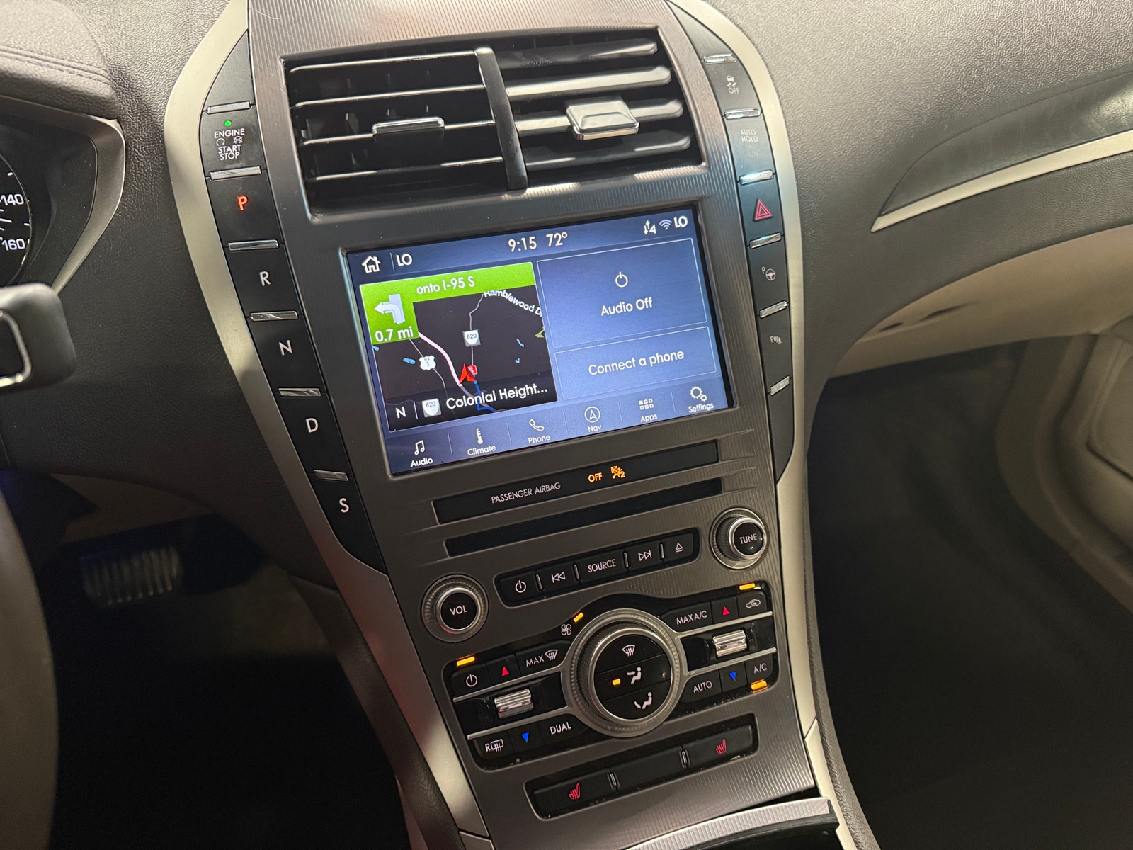 Thumbnail: 2020 Lincoln MKZ - 3