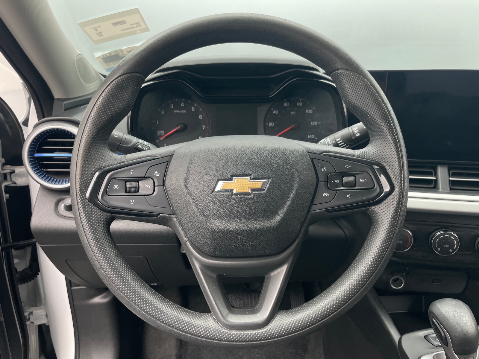 Thumbnail: 2024 Chevrolet Trax - 5